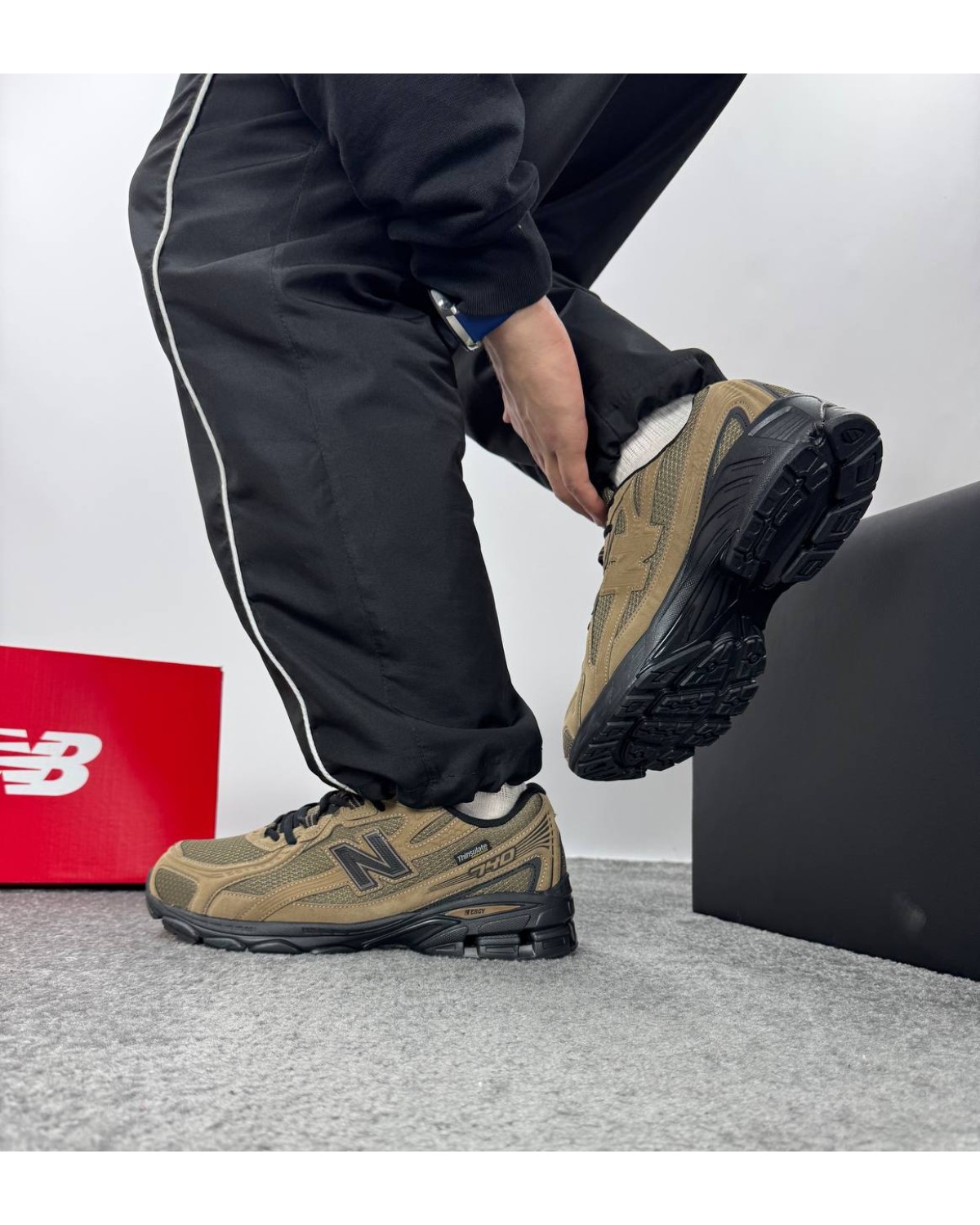 New Balance 740 Brown Black Gore-Tex