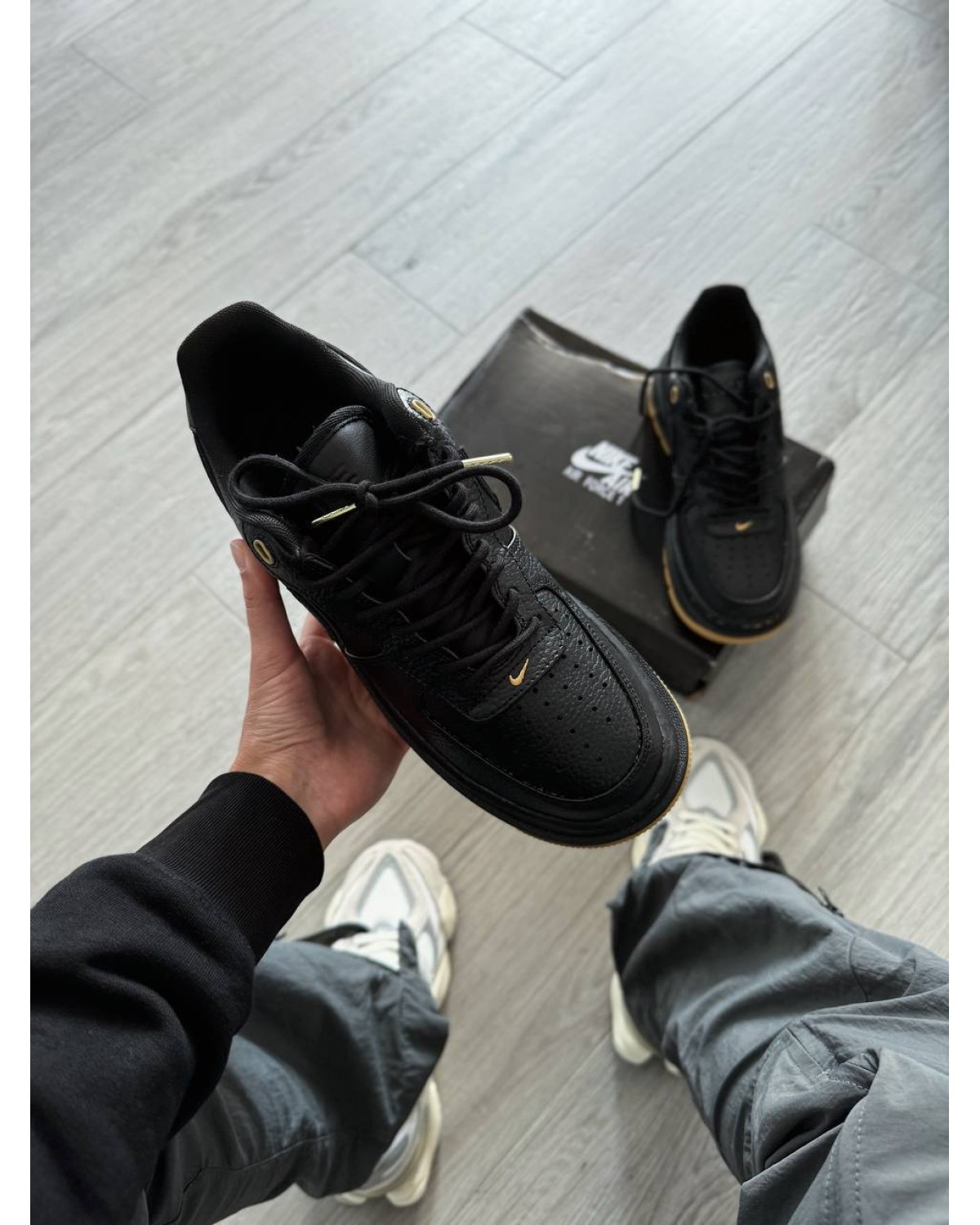 Nike Air Force 1 Luxe Black Gum