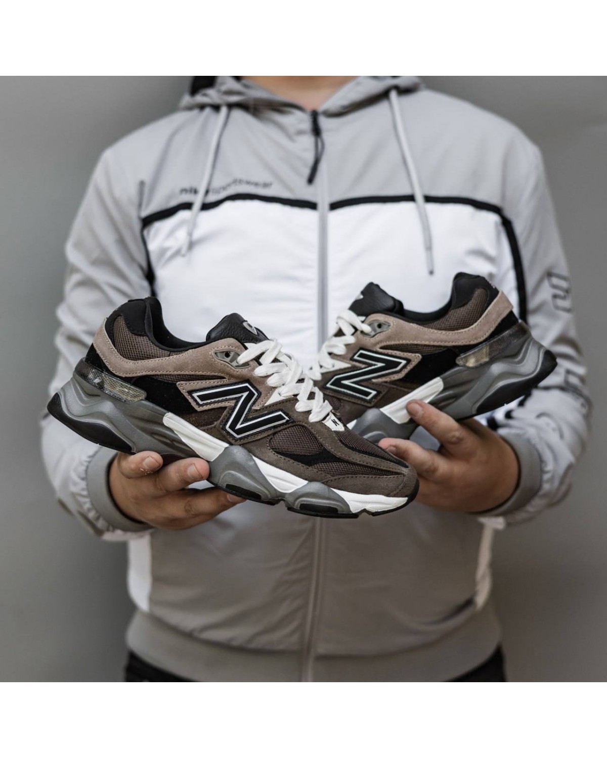 New Balance 9060