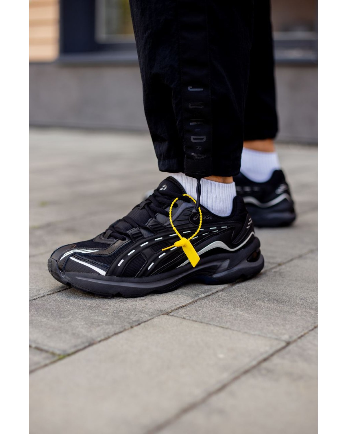 Asics Gel-Preleus Black