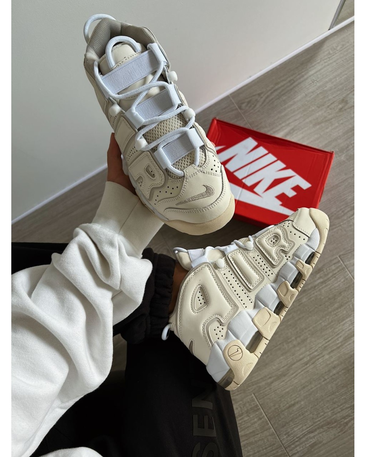 Nike Air More Uptempo Phantom