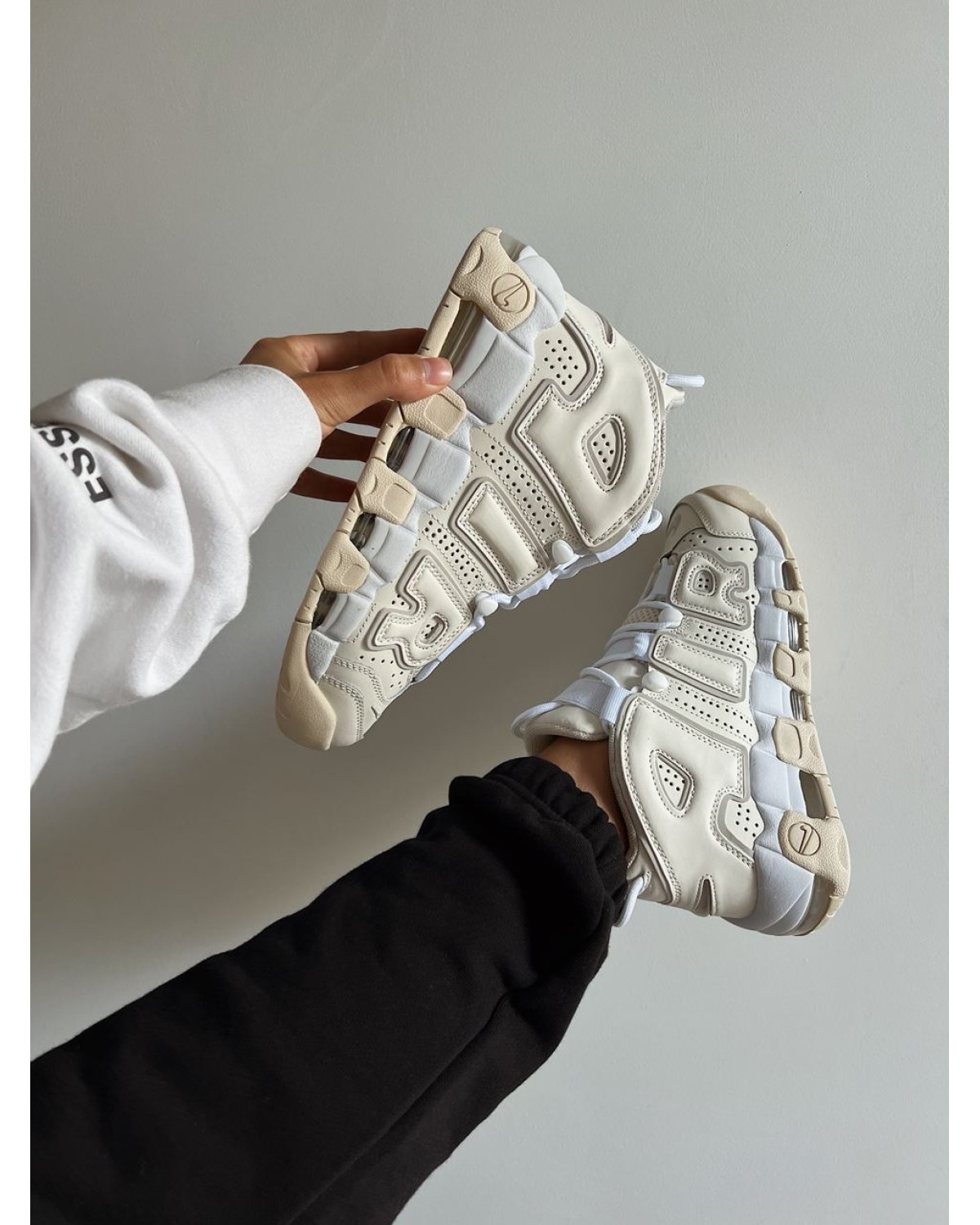 Nike Air More Uptempo Phantom