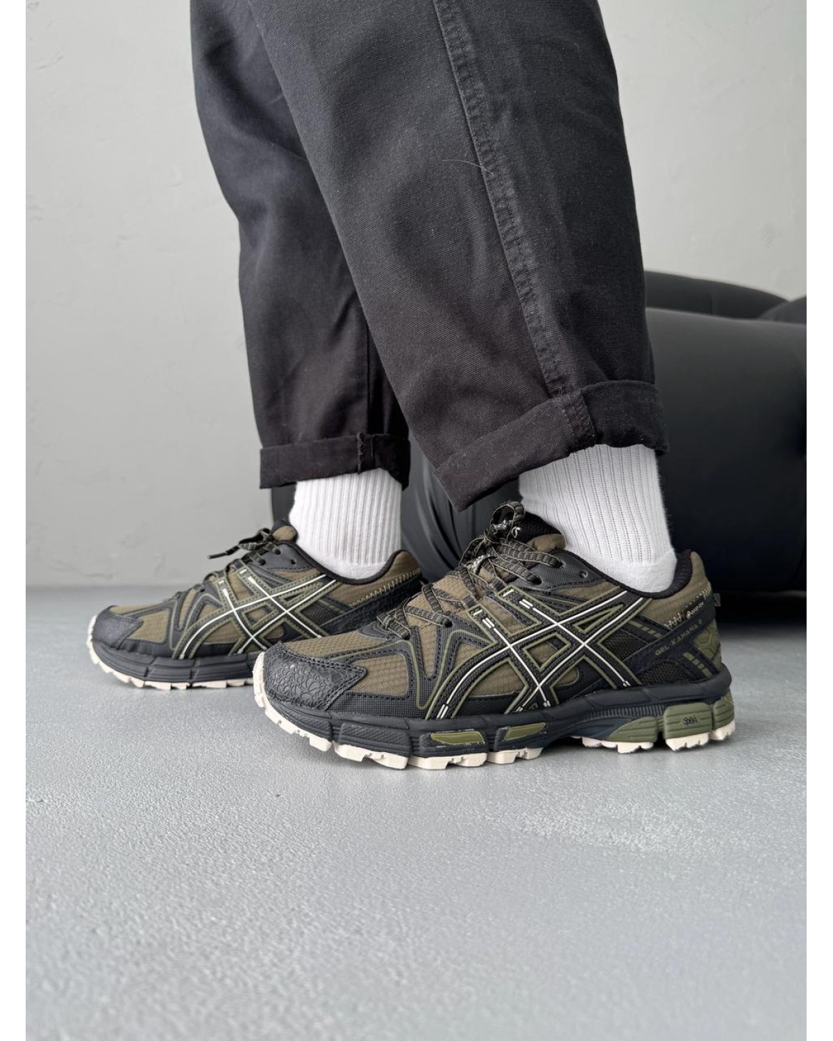 Asics Gel-Kahana 8 Khaki Gore-Tex