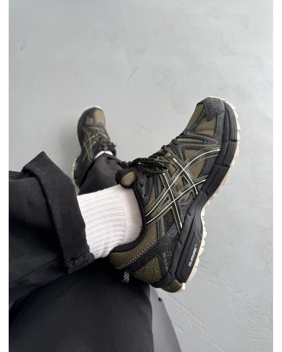 Asics Gel-Kahana 8 Khaki Gore-Tex