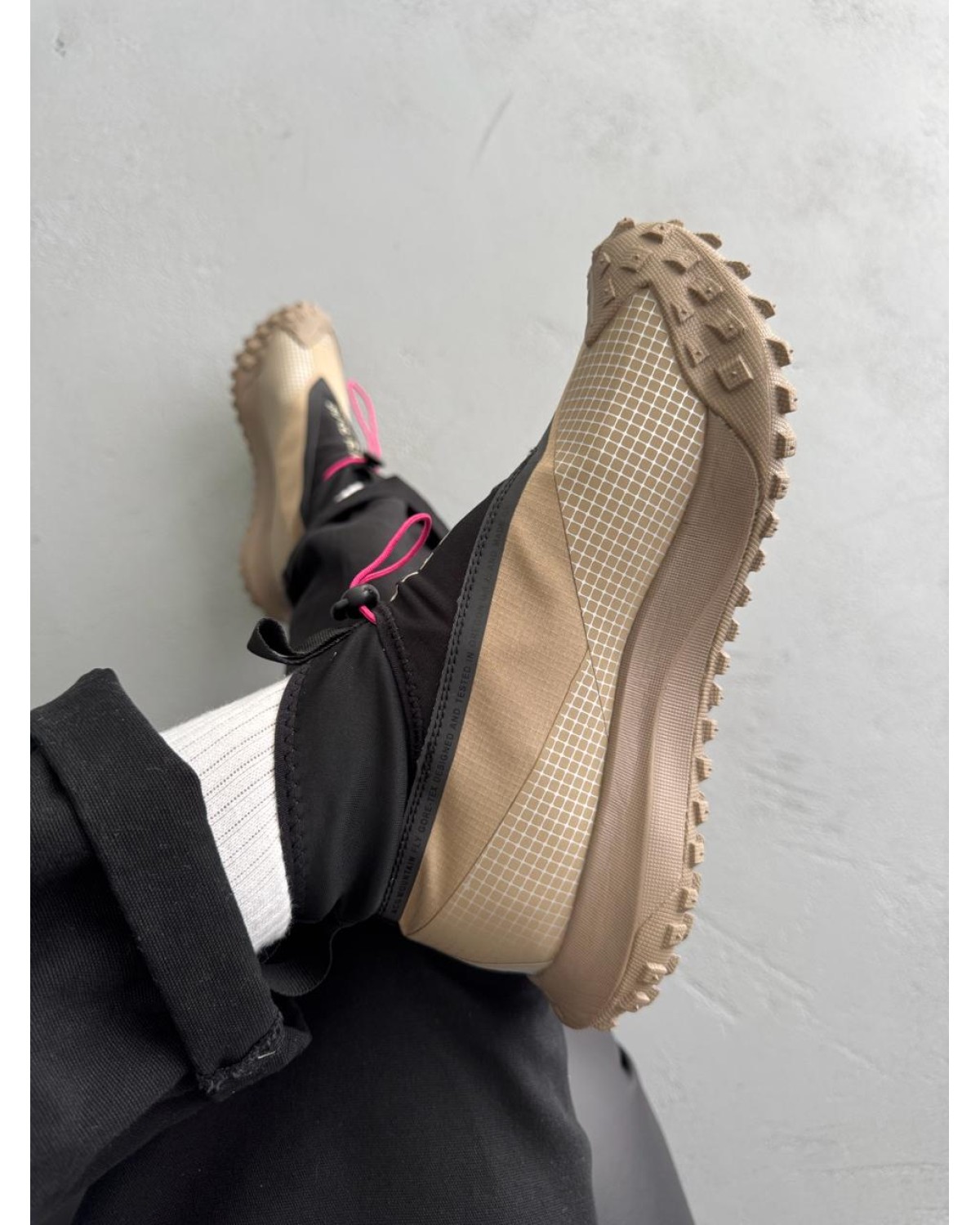 Nike ACG Mauntain Beige Gore-Tex