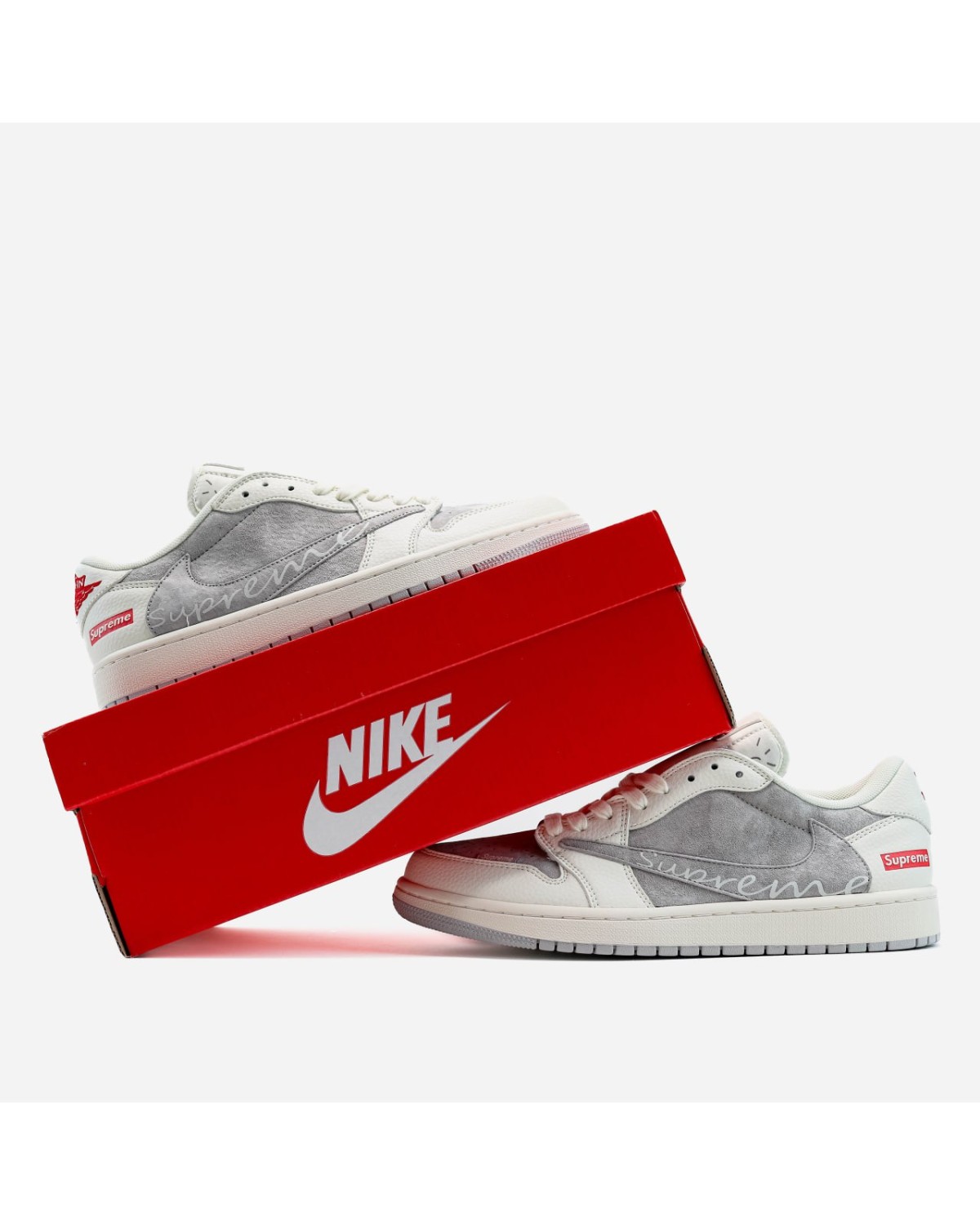 Jordan 1 Retro Low x Travis Scott х Supreme
