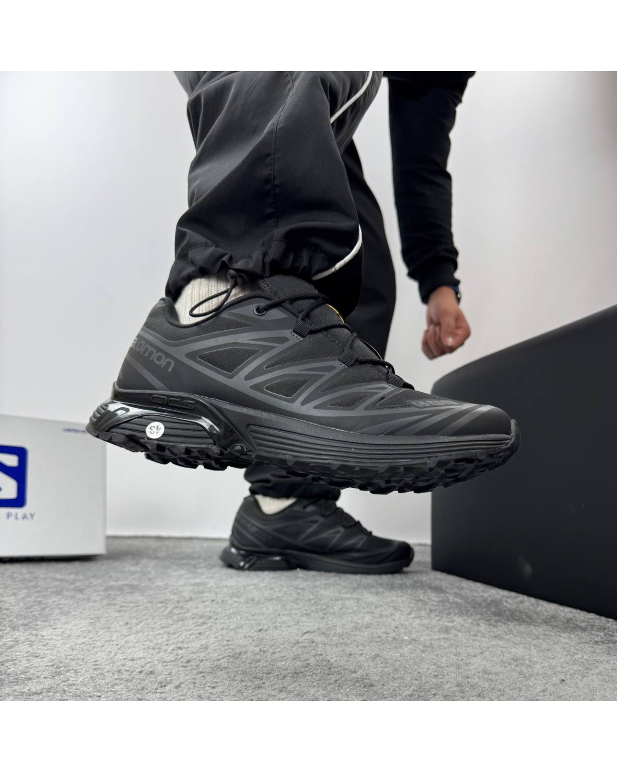 Salomon 8-CAB TX6 Gore-tex All Black