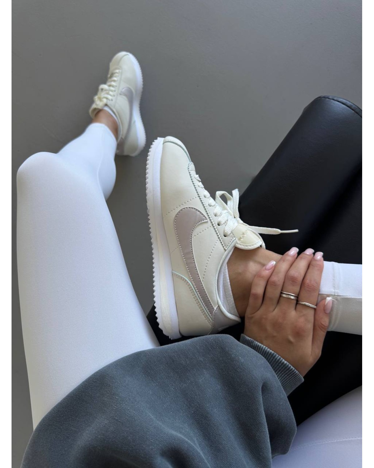 Nike Cortez Ivory / Metallic Bronze