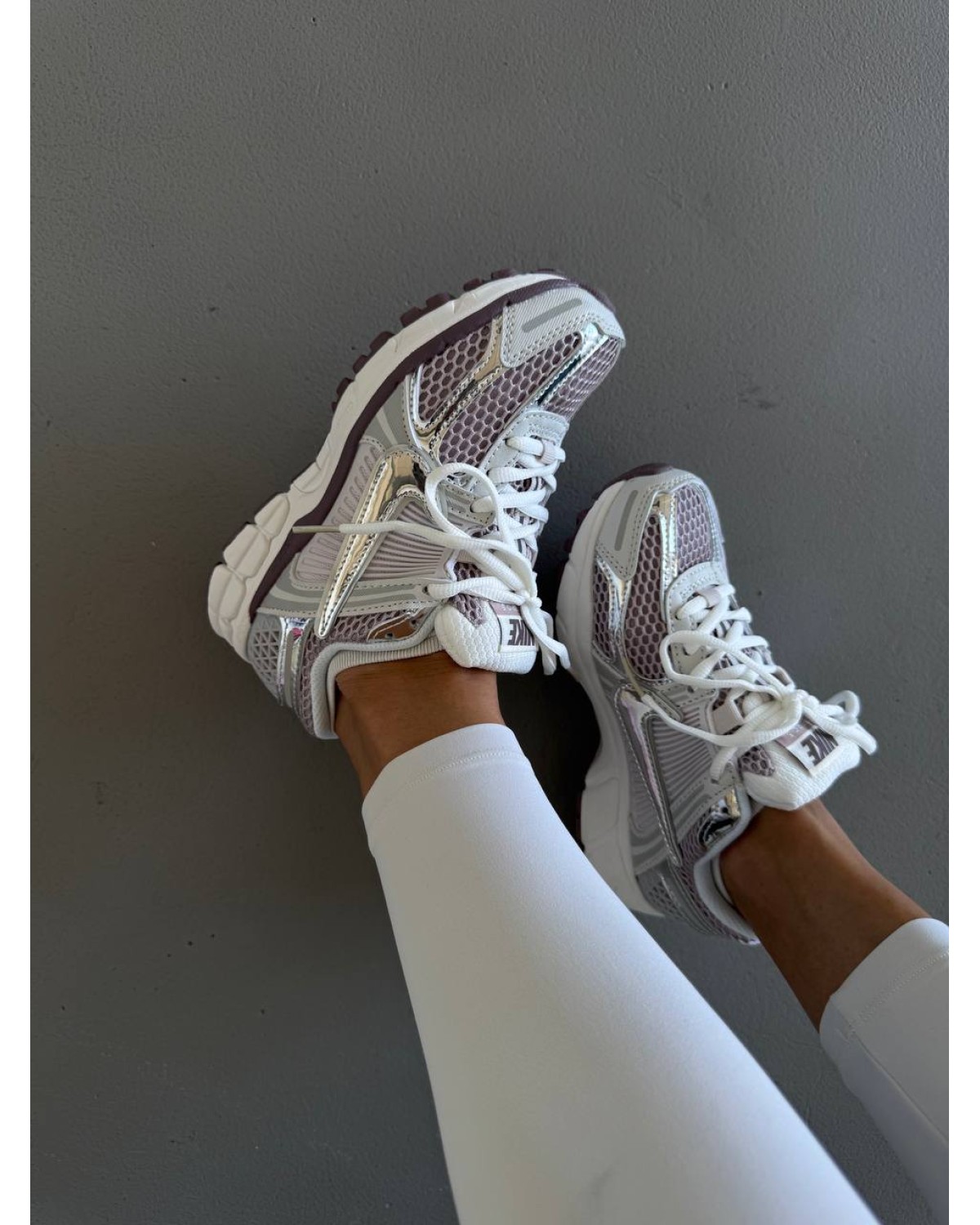 Nike Zoom Vomero 5 Metallic Silver / Platinum Violet