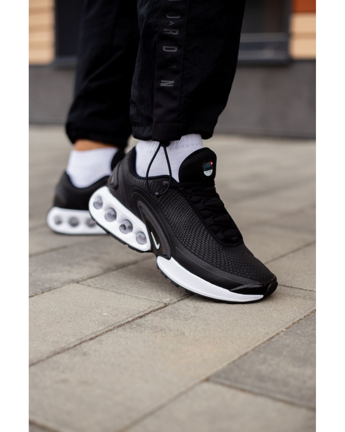 Nike Air Max DN Black/White