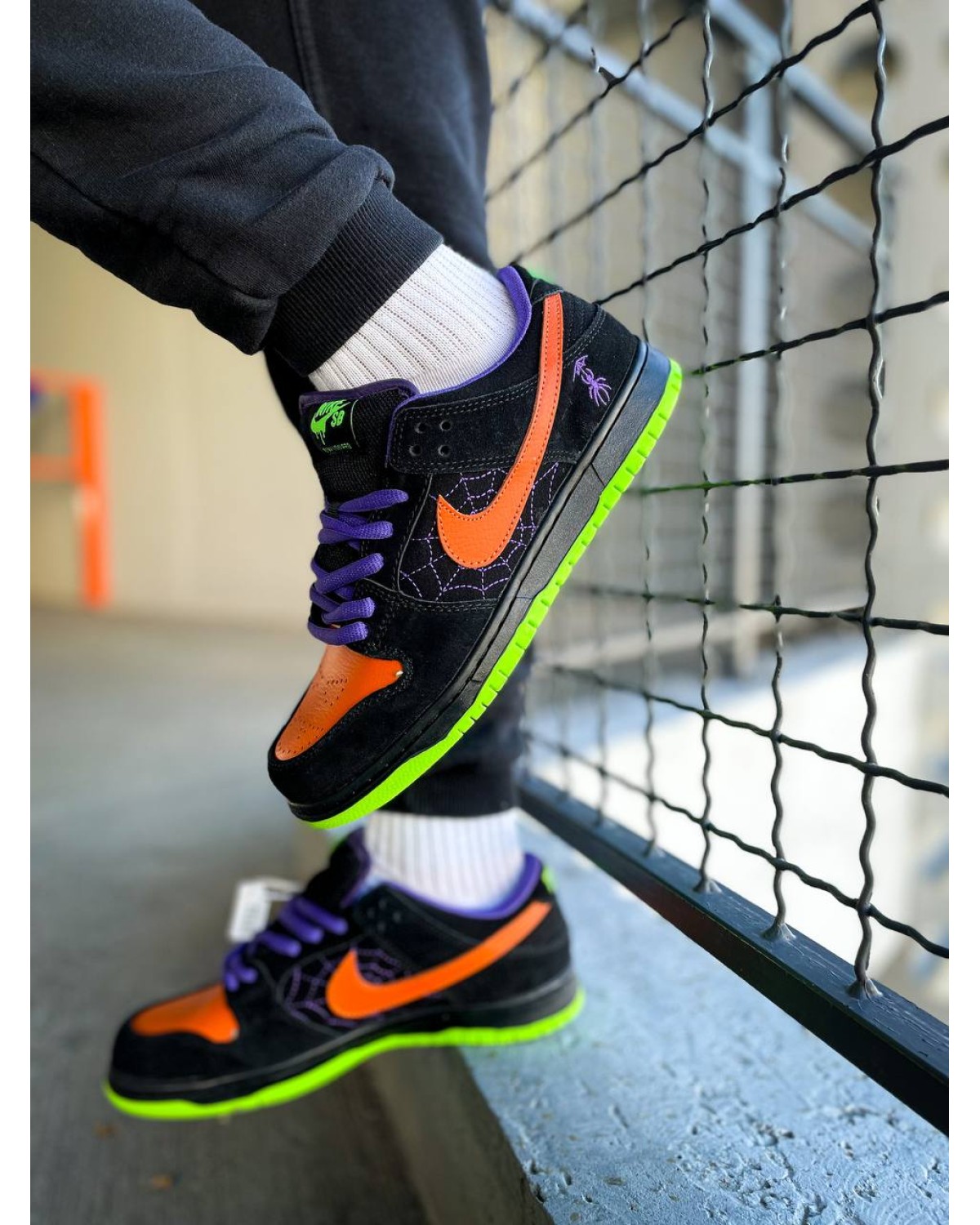 Nike SB Dunk Low Night of Mischief Halloween