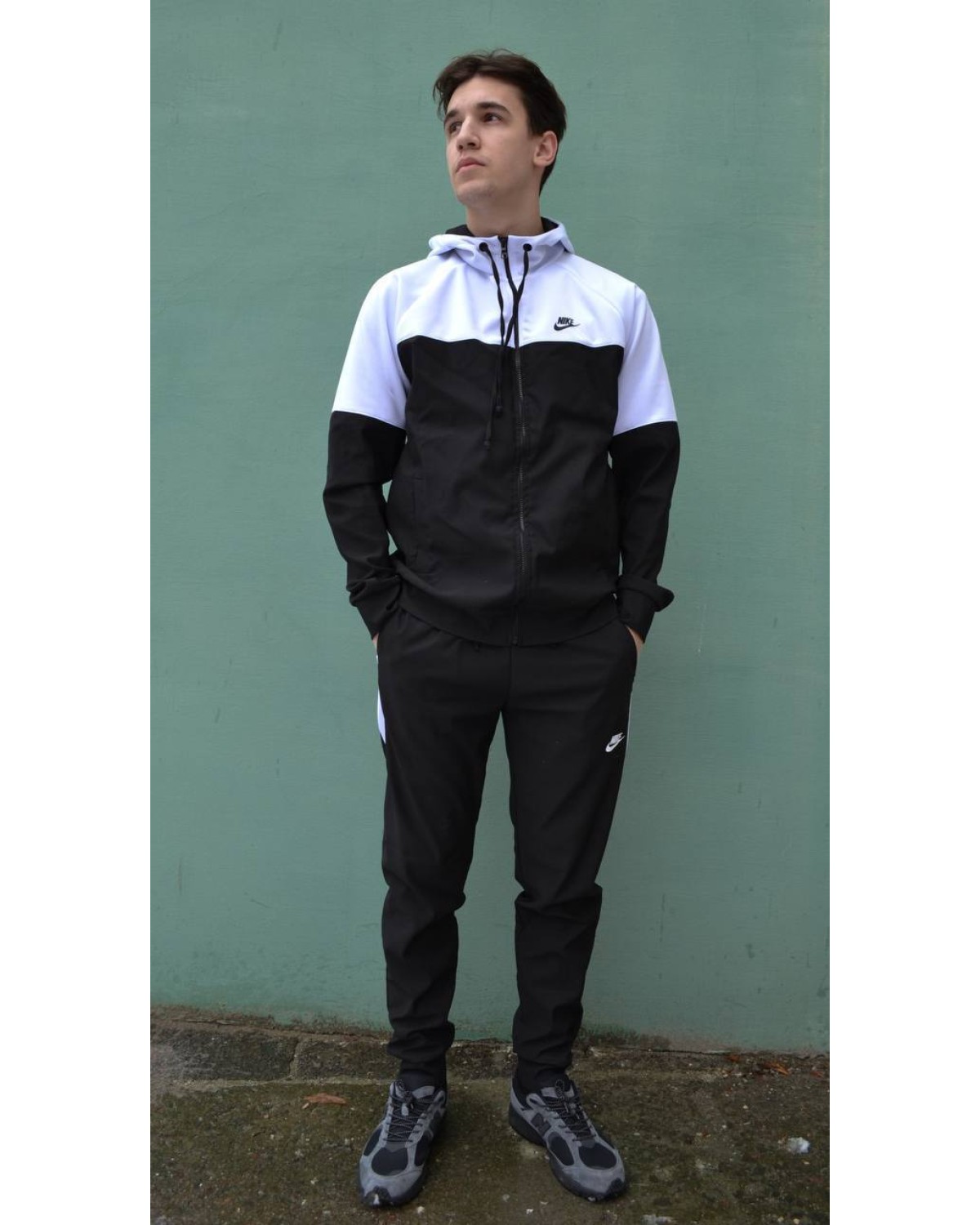 Спортивний костюм Nike