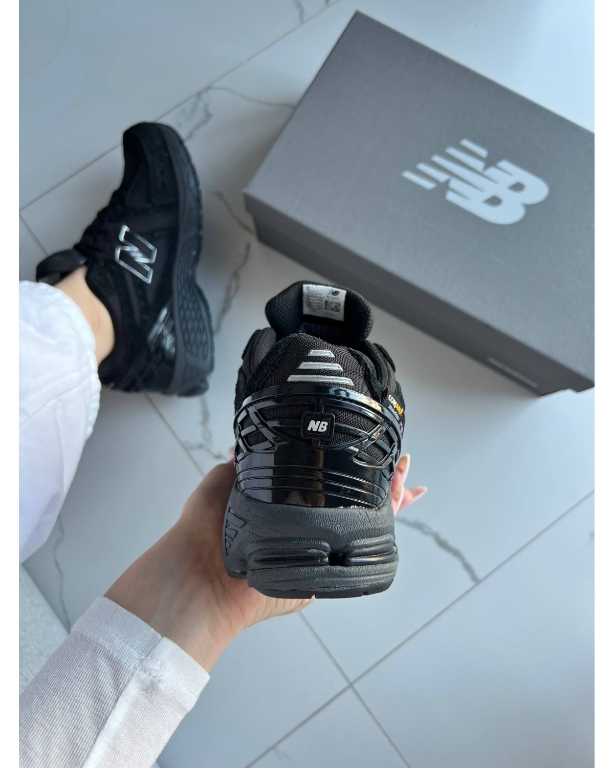 New Balance 1906R Cordura Full Black Purple