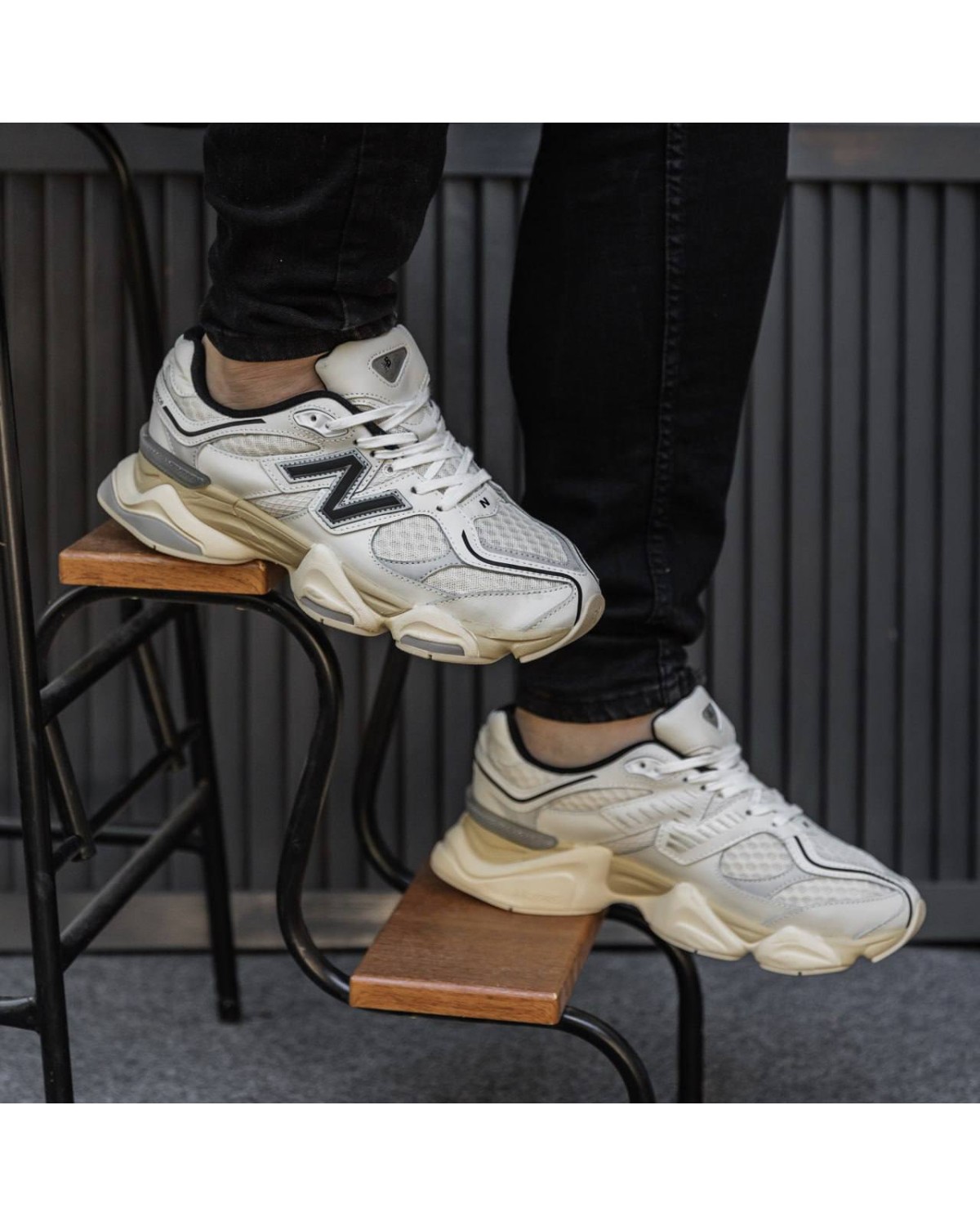 New Balance 9060