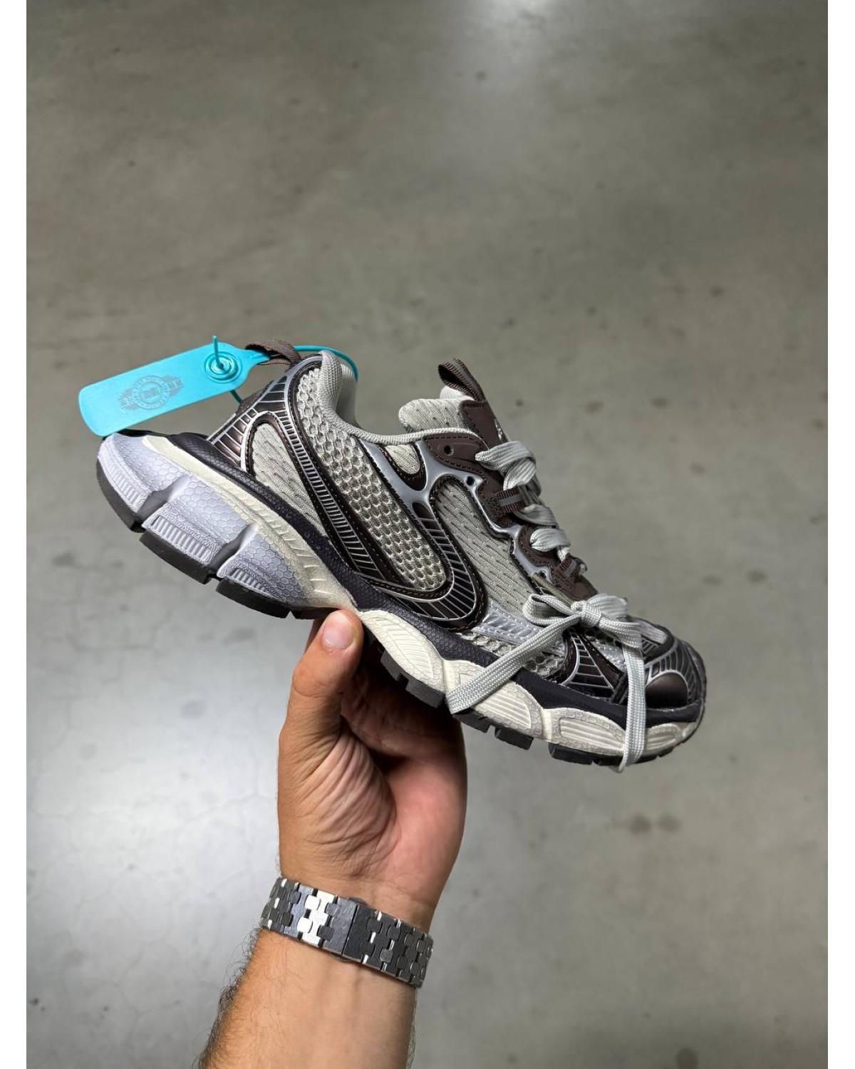 Balenciaga 3XL Chocolate