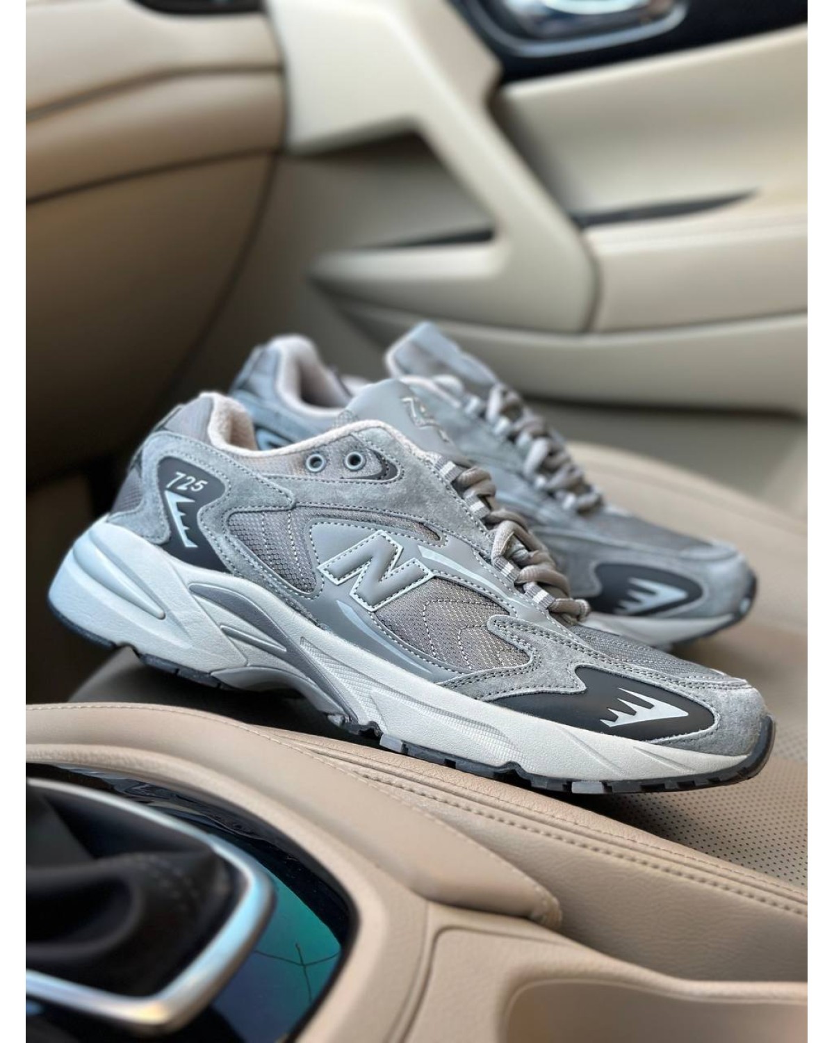 New Balance 725 Light Grey Thermo