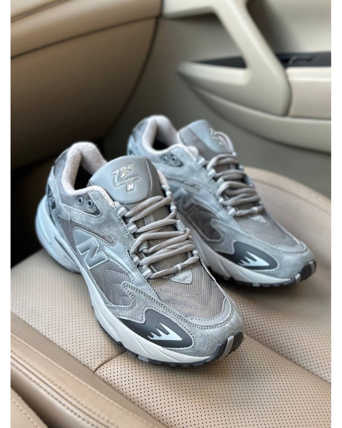 New Balance 725 Light Grey Thermo