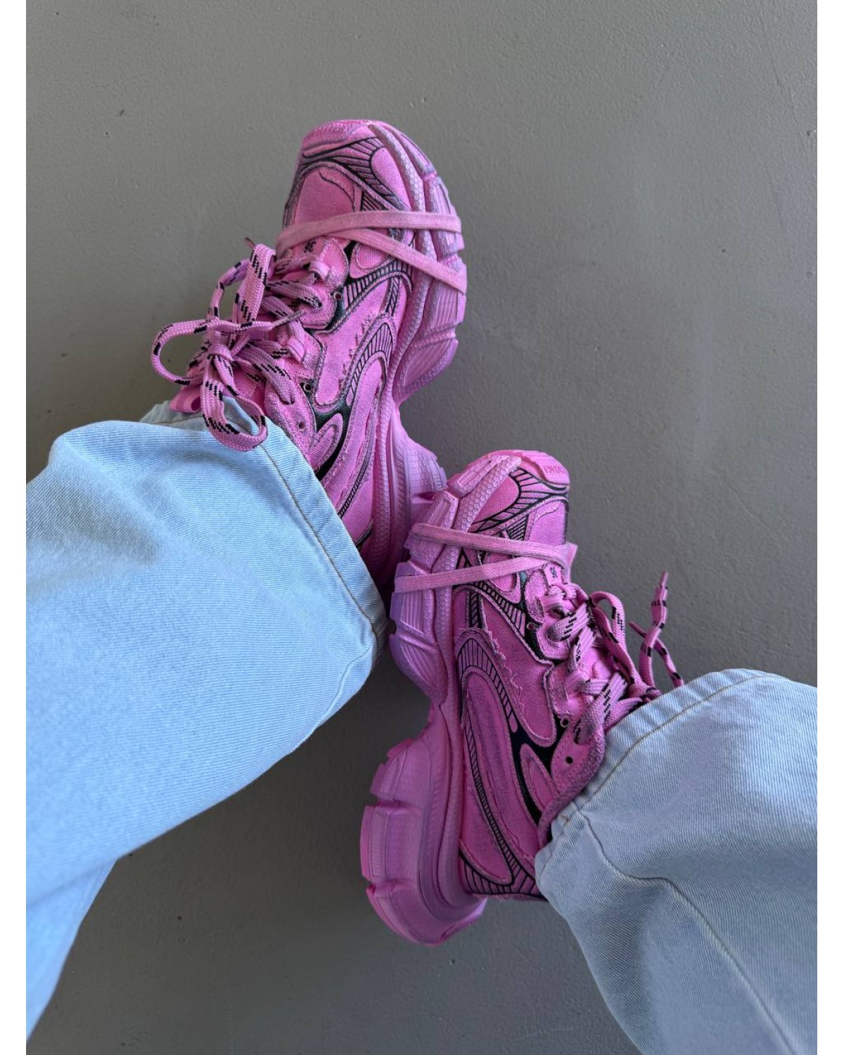 Balenciaga 3XL Vintage Pink / Black
