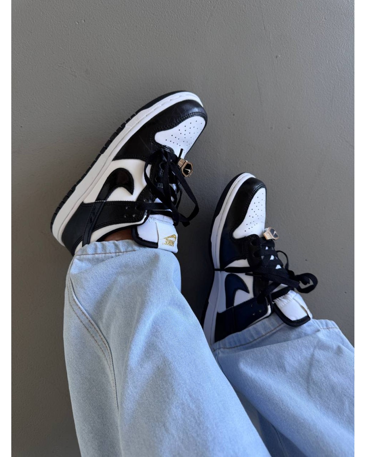 Nike SB Dunk “World Champ”