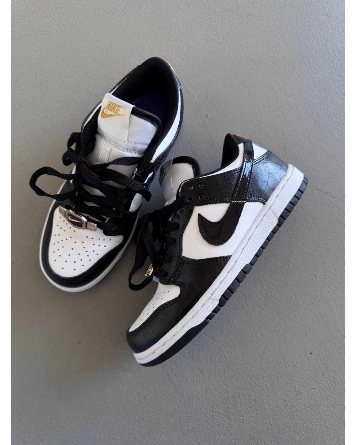 Nike SB Dunk “World Champ”