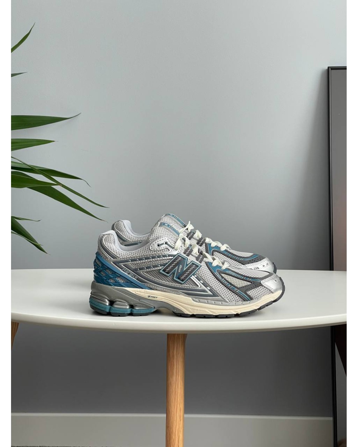 New Balance 1906R Silver Metallic Terrarium