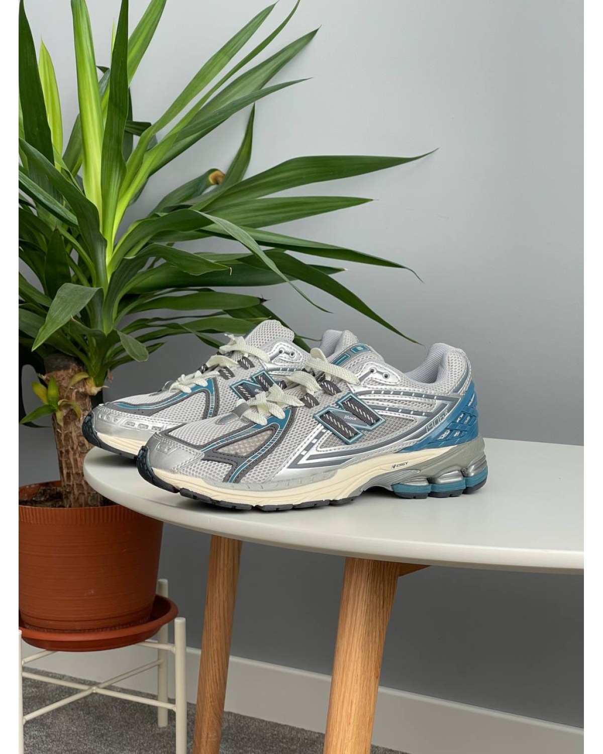 New Balance 1906R Silver Metallic Terrarium