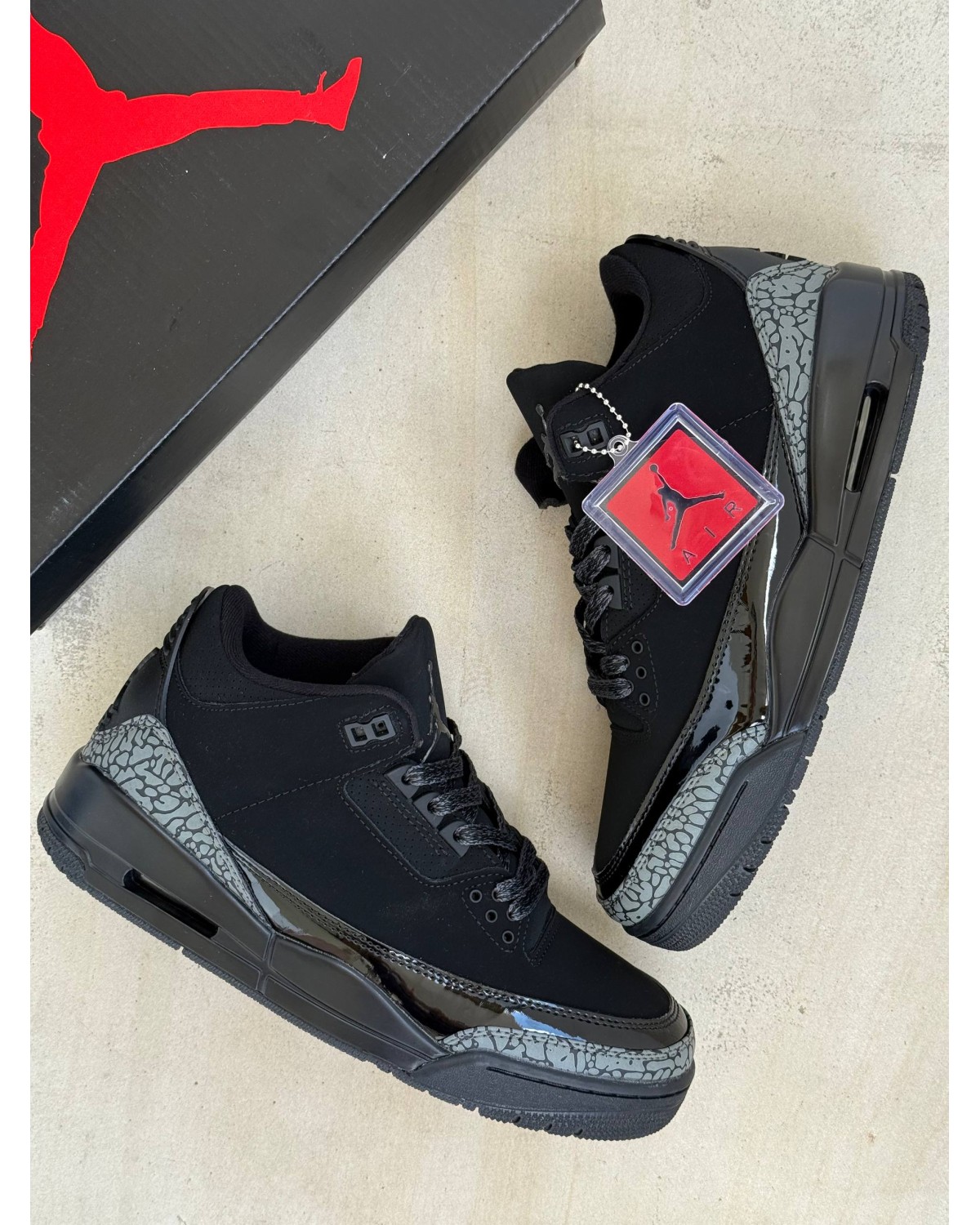 Jordan Retro 3 Black Cat