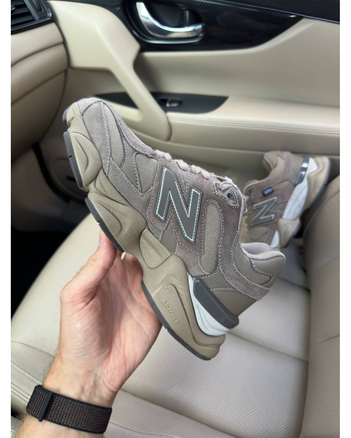 New Balance 9060 Brown Thermo