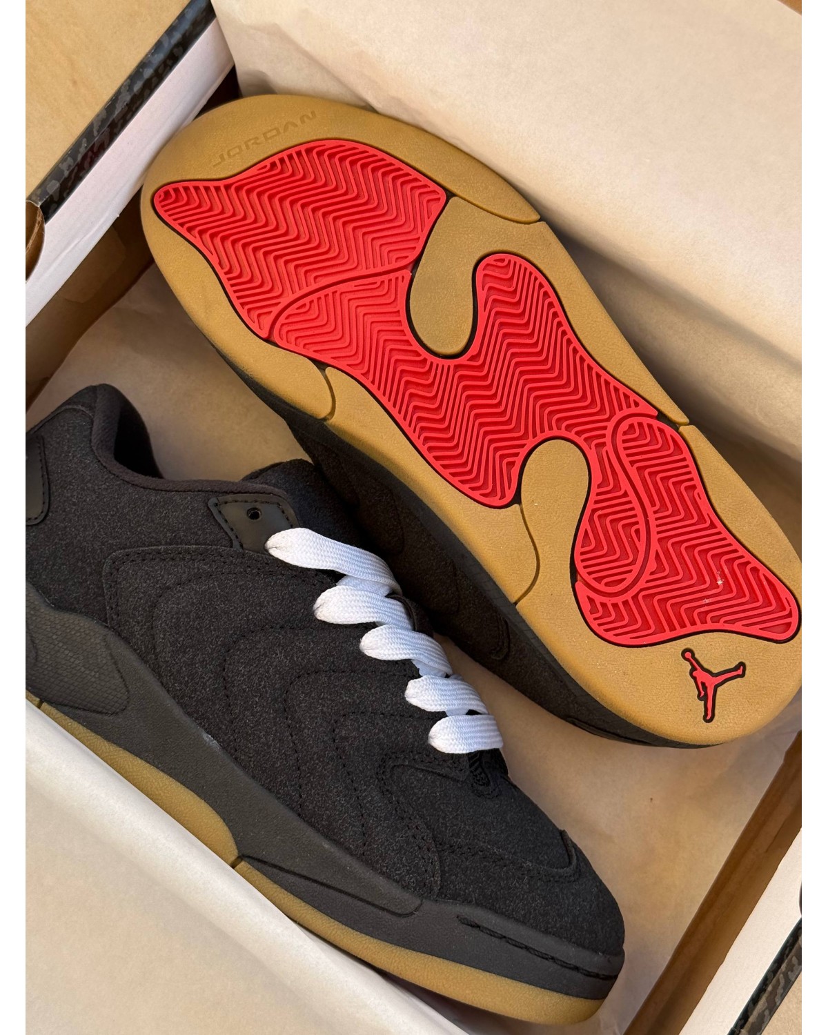 Jordan Session ‘Black Gum