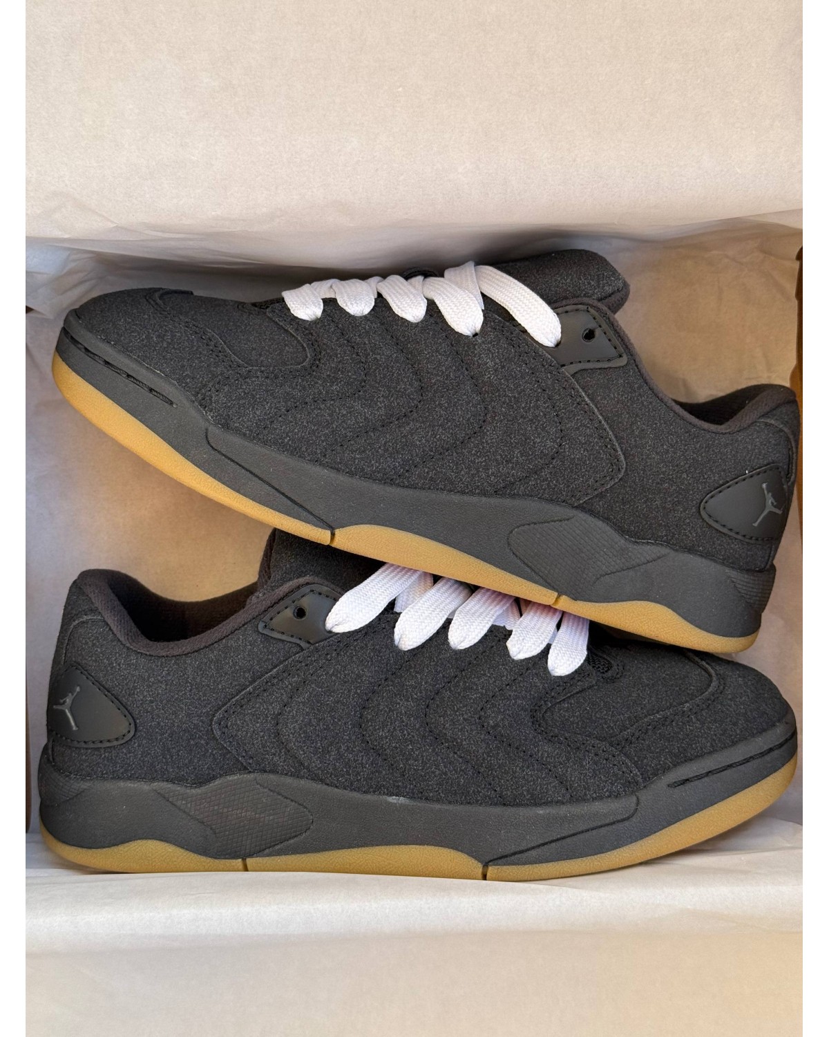 Jordan Session ‘Black Gum