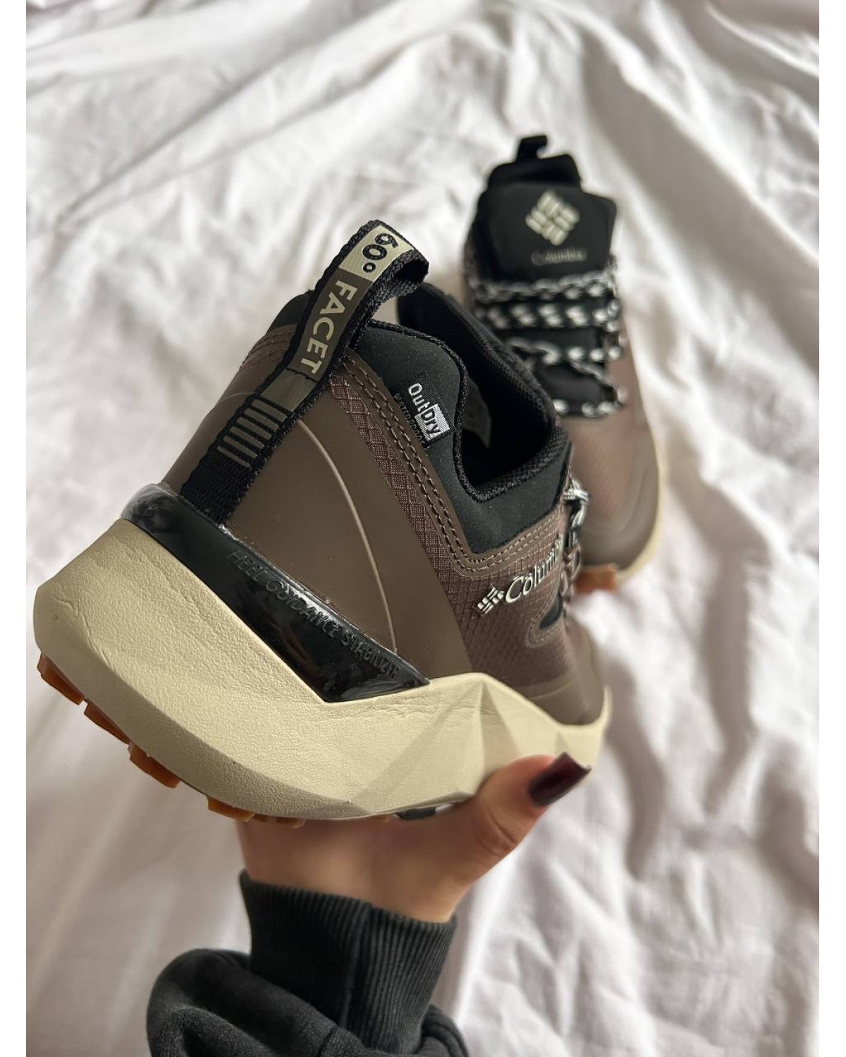 Columbia Facet 30 Outdry