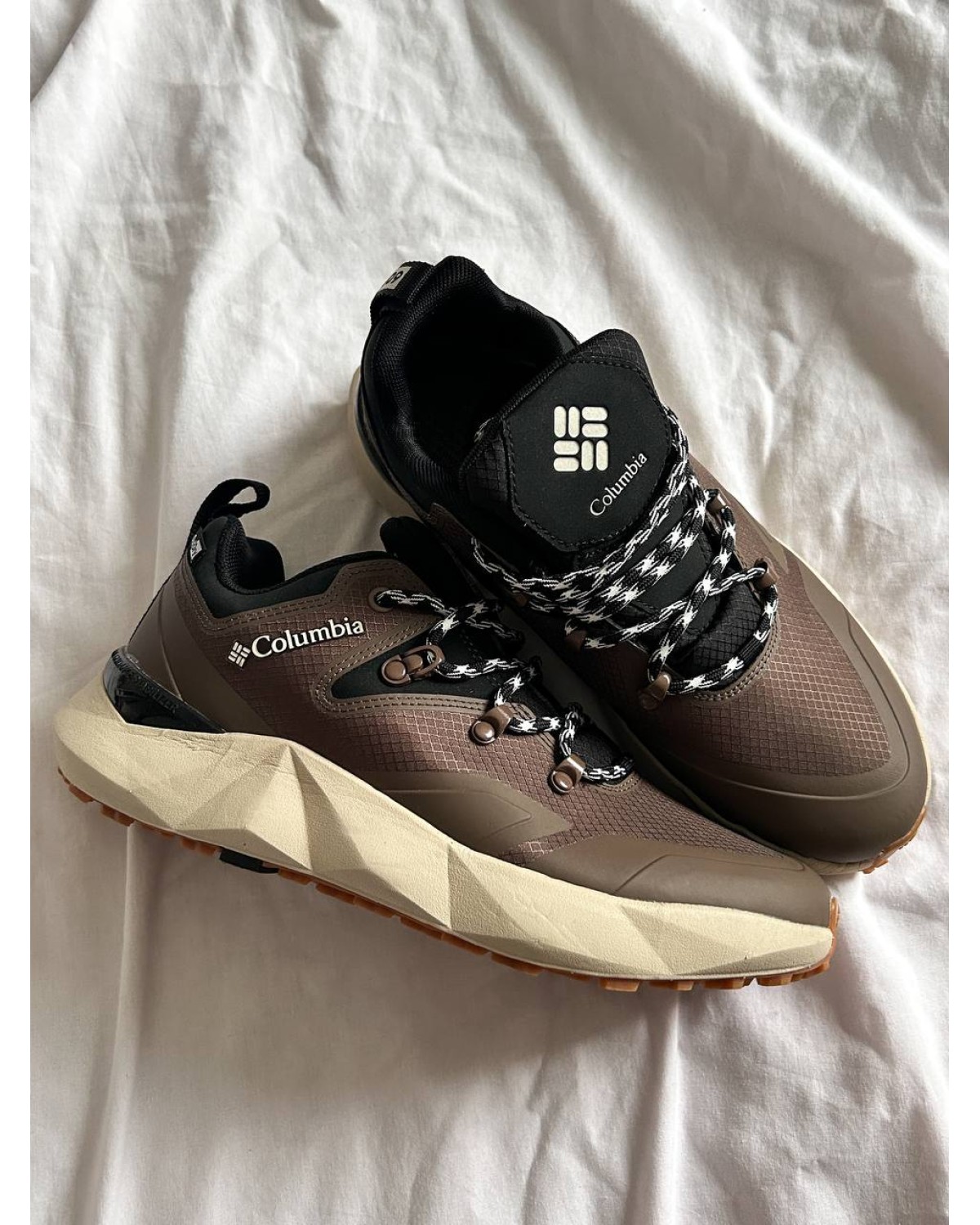 Columbia Facet 30 Outdry