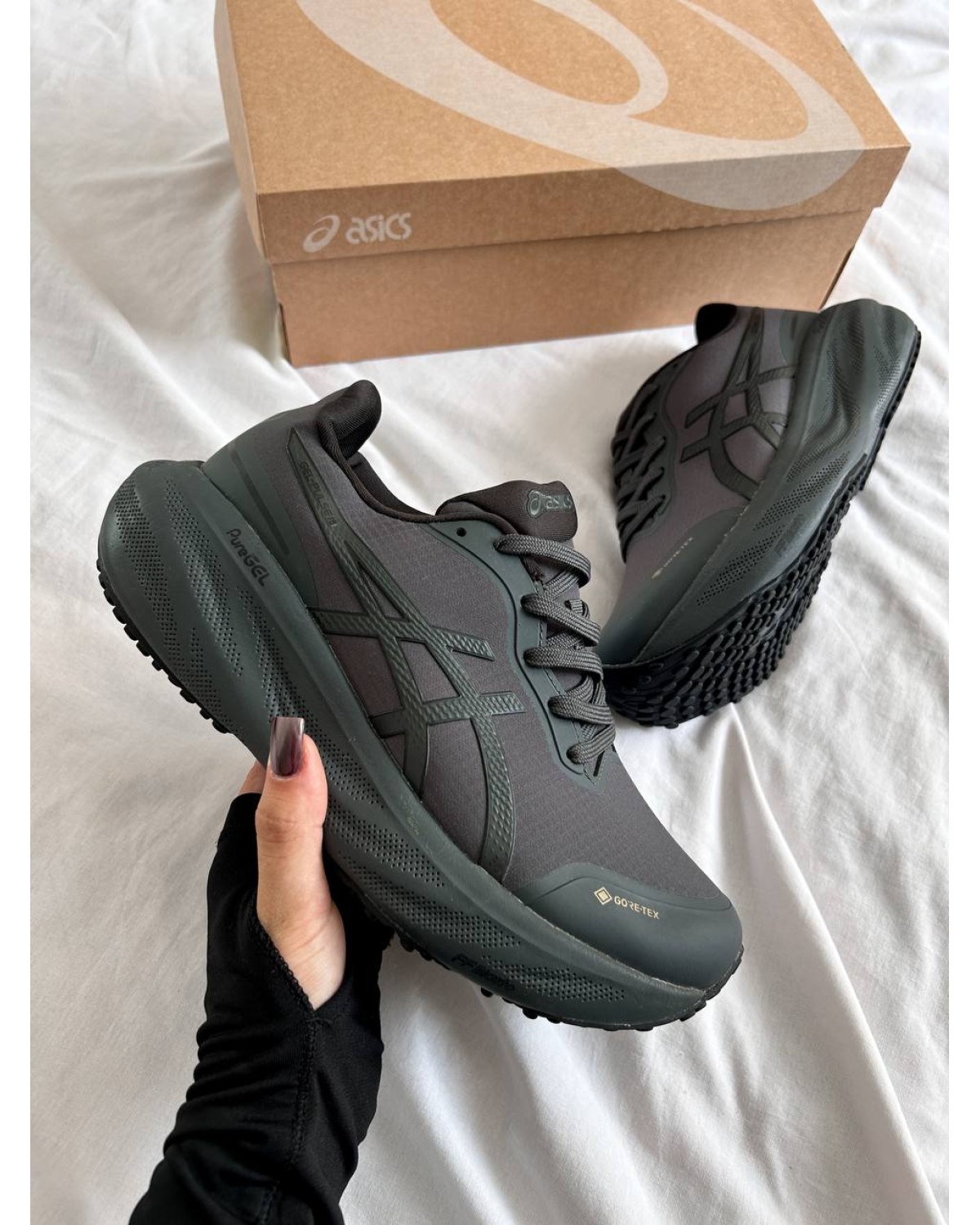 Asics Gel-Kayano 30 Gore-Tex Black-blue