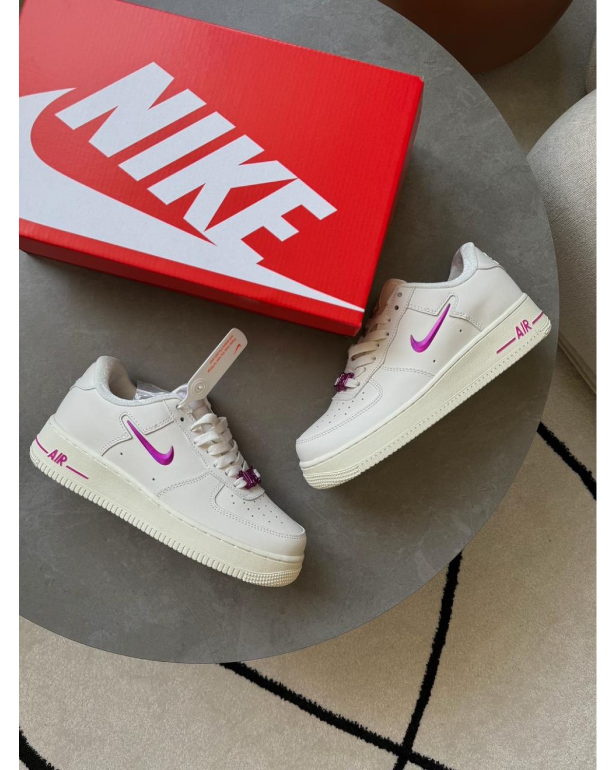 Nike Air Force 1’07SE Coconut Mink/ Playful Pink