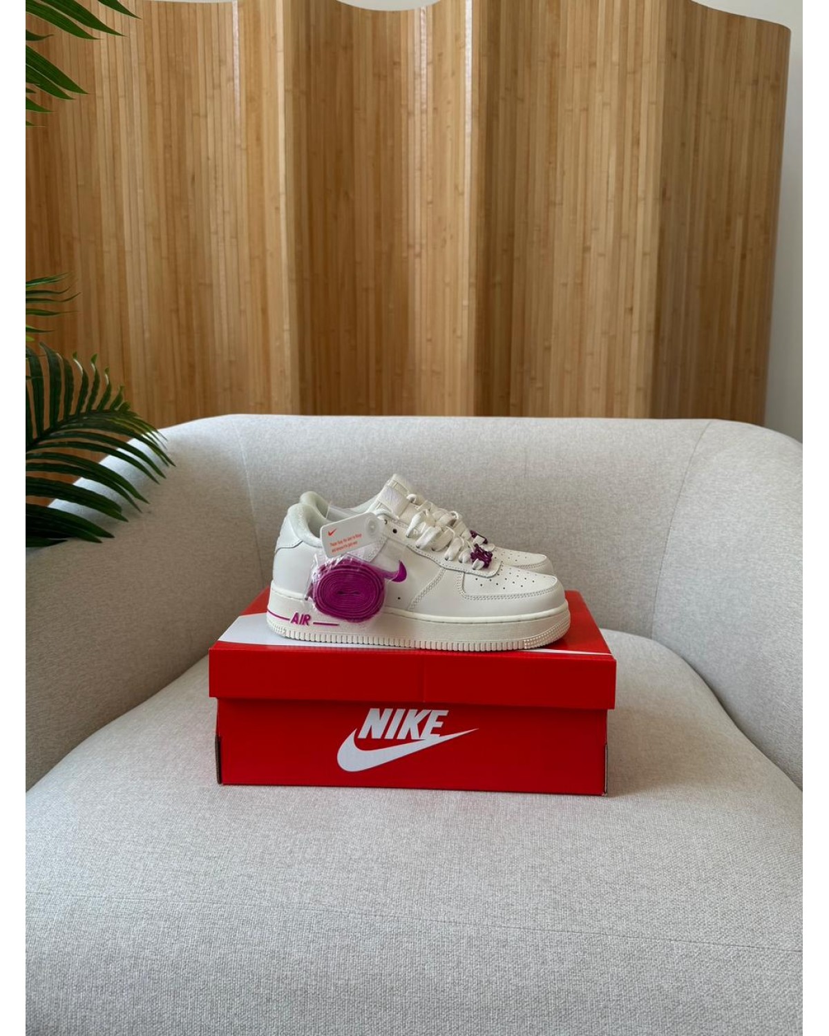 Nike Air Force 1’07SE Coconut Mink/ Playful Pink