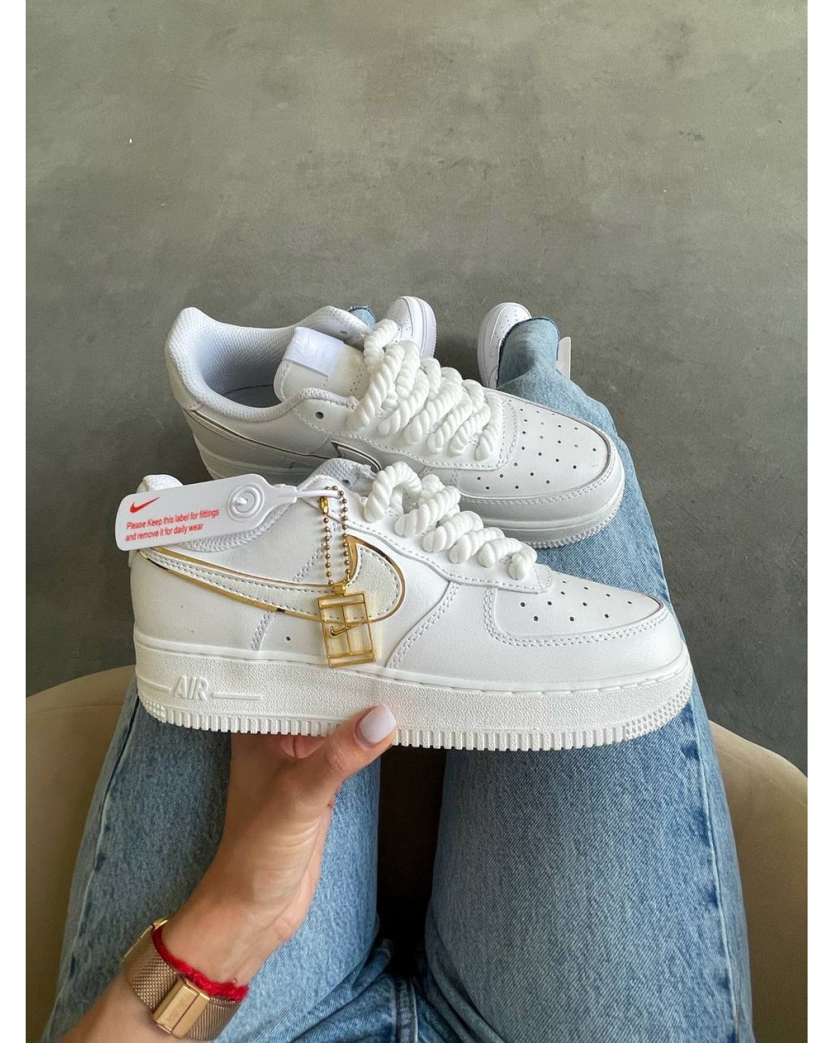 Nike Air Force 1 07 Essential White Gold
