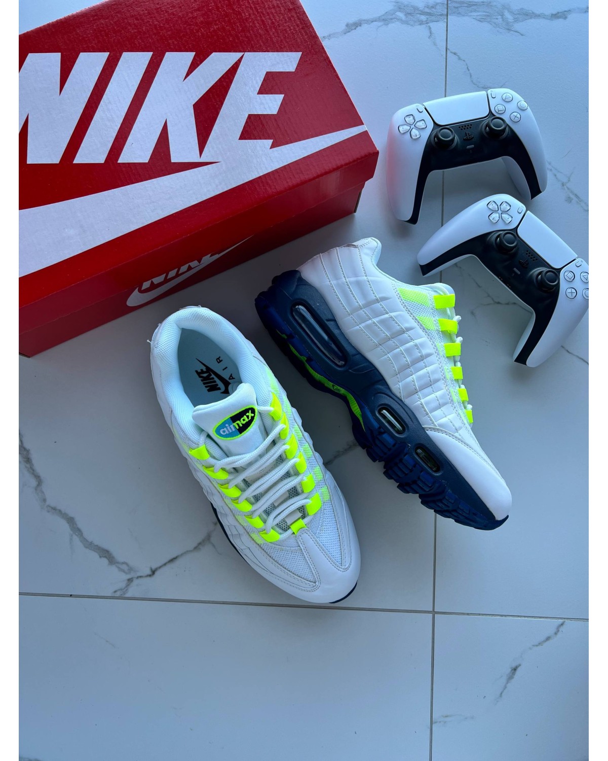 Nike Air Max 95 Multi-Color Swoosh Volt
