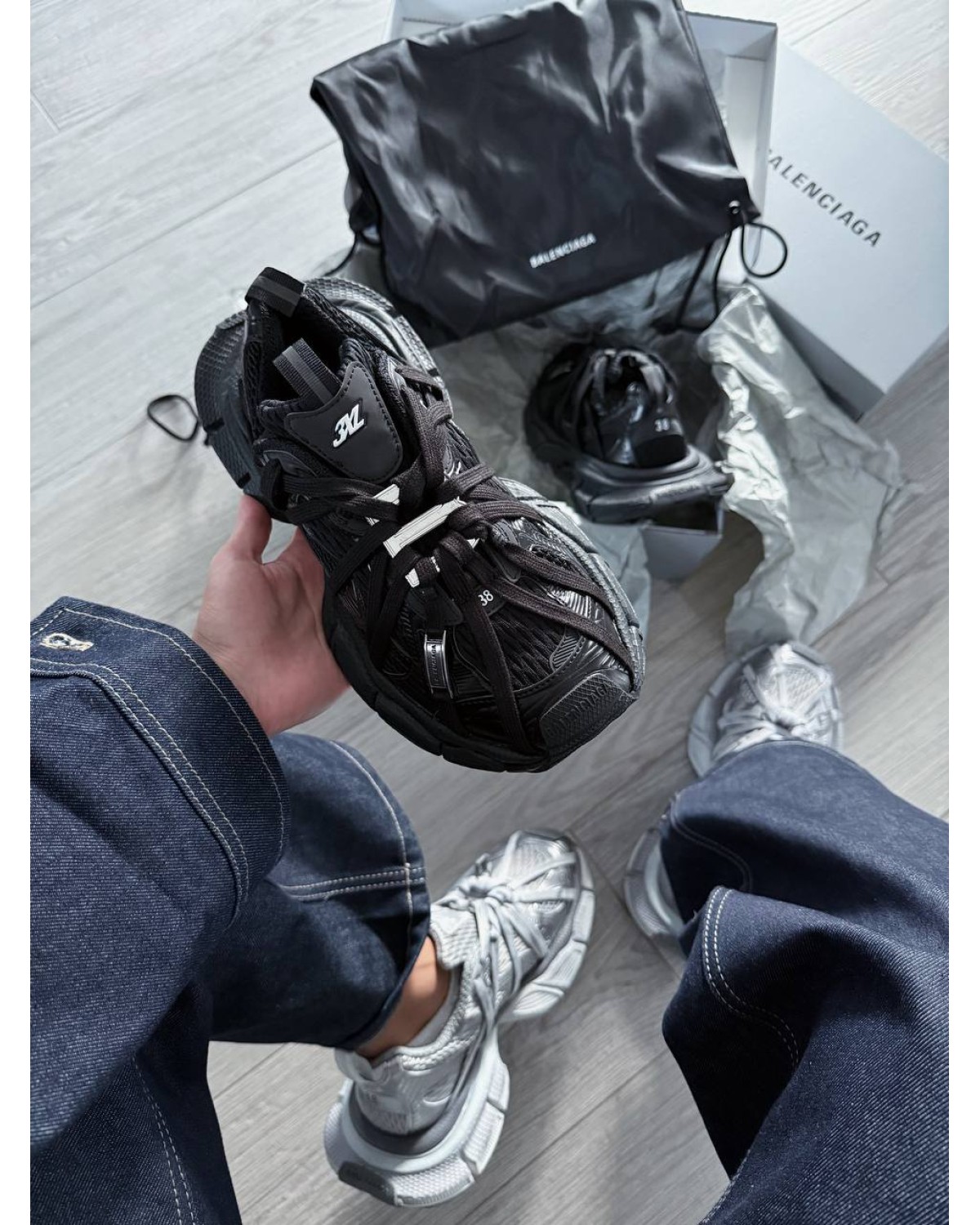 Balenciaga GB 3xl Extreme Laces B Trainers in Black