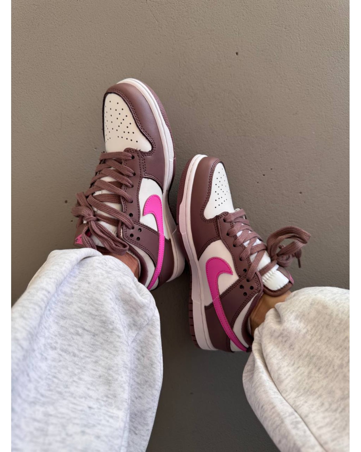 Nike SB Dunk “Smokey Mauve / Playful Pink”