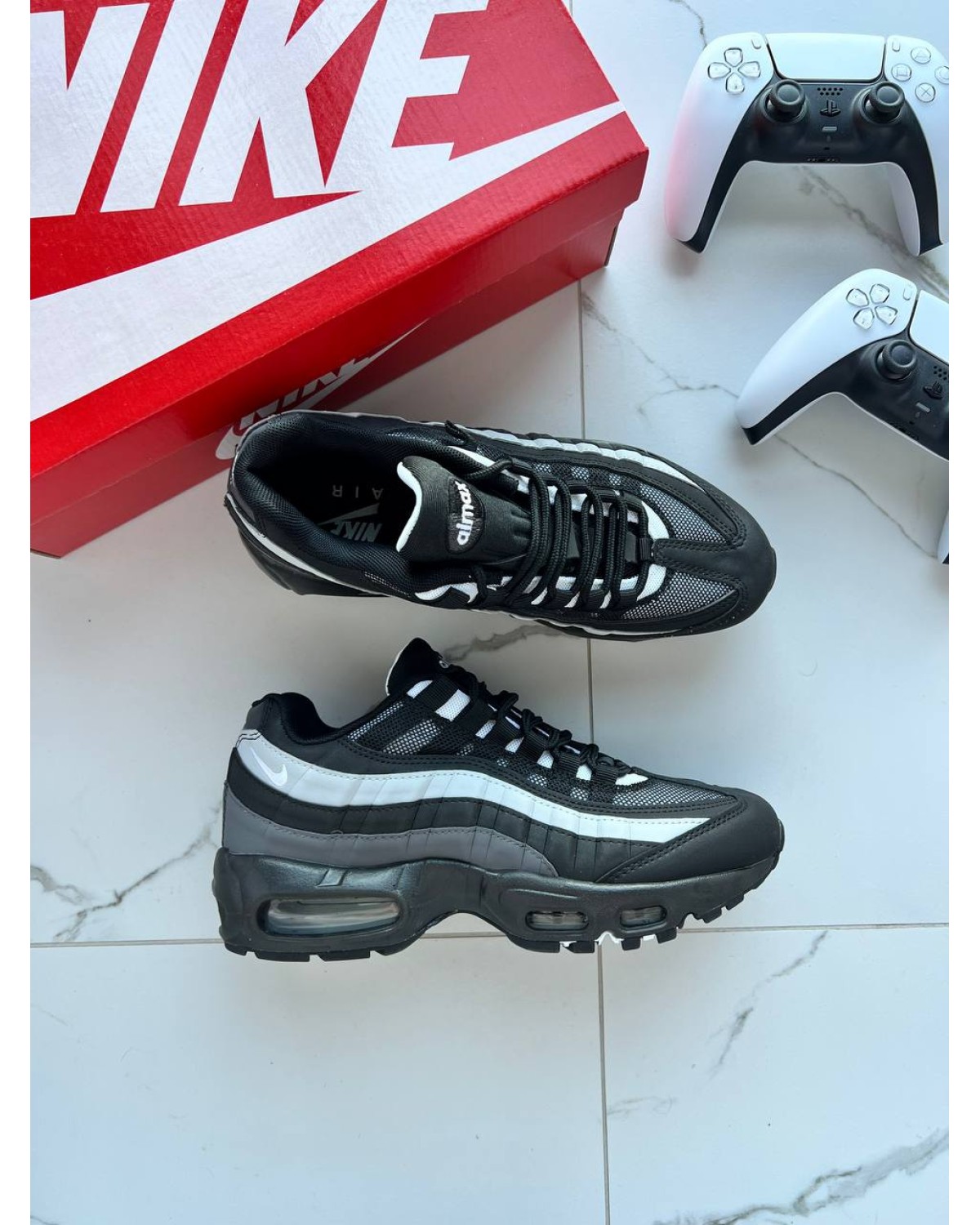 Nike Air Max 95 Black & Grey
