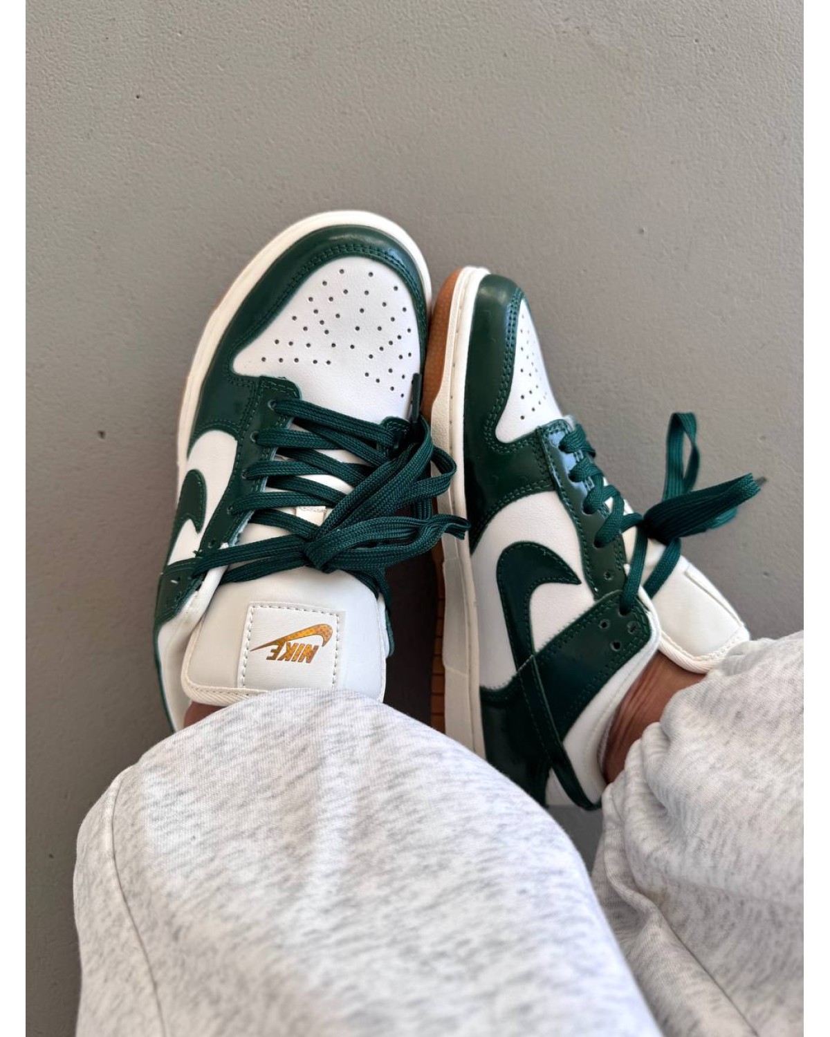 Nike SB Dunk “Green Ostrich”