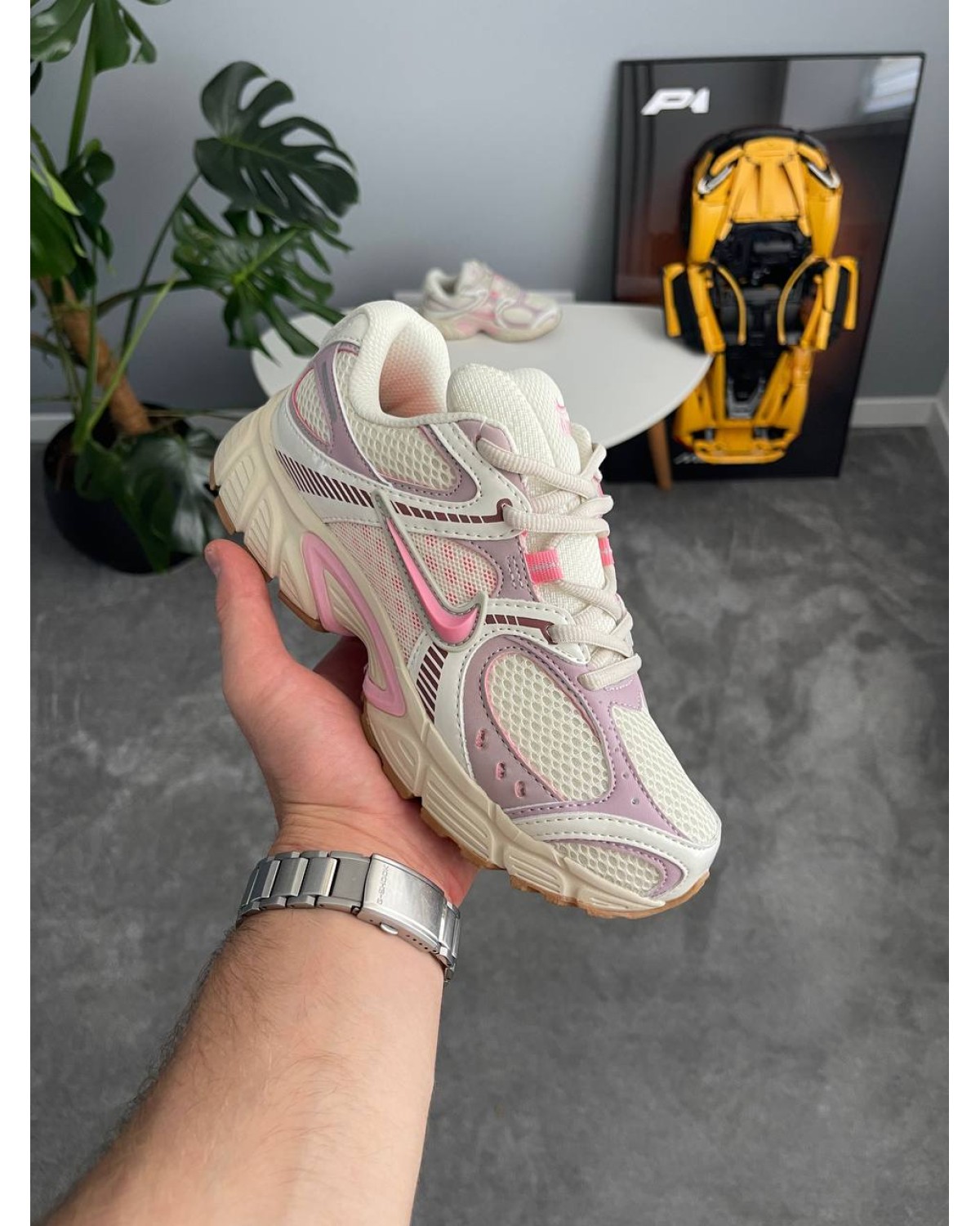 Nike V5 RNR Beige Pink