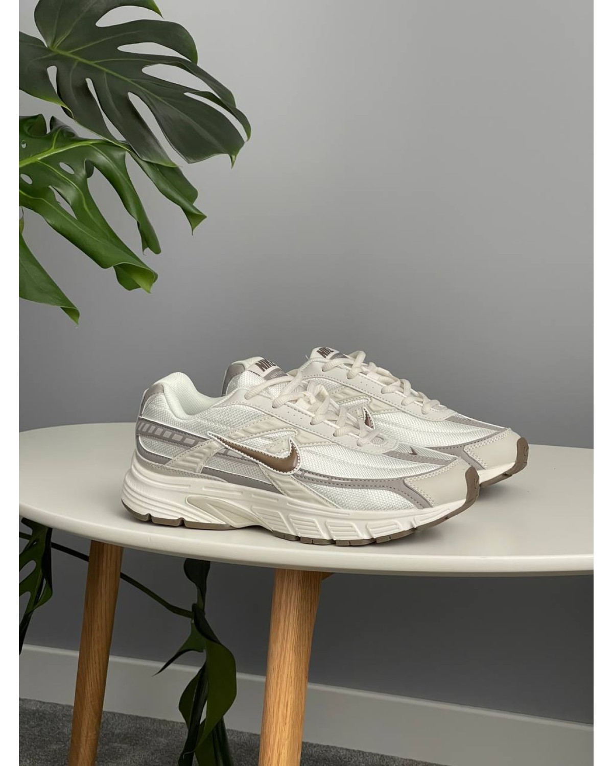 Nike Initiator Phantom White Beige