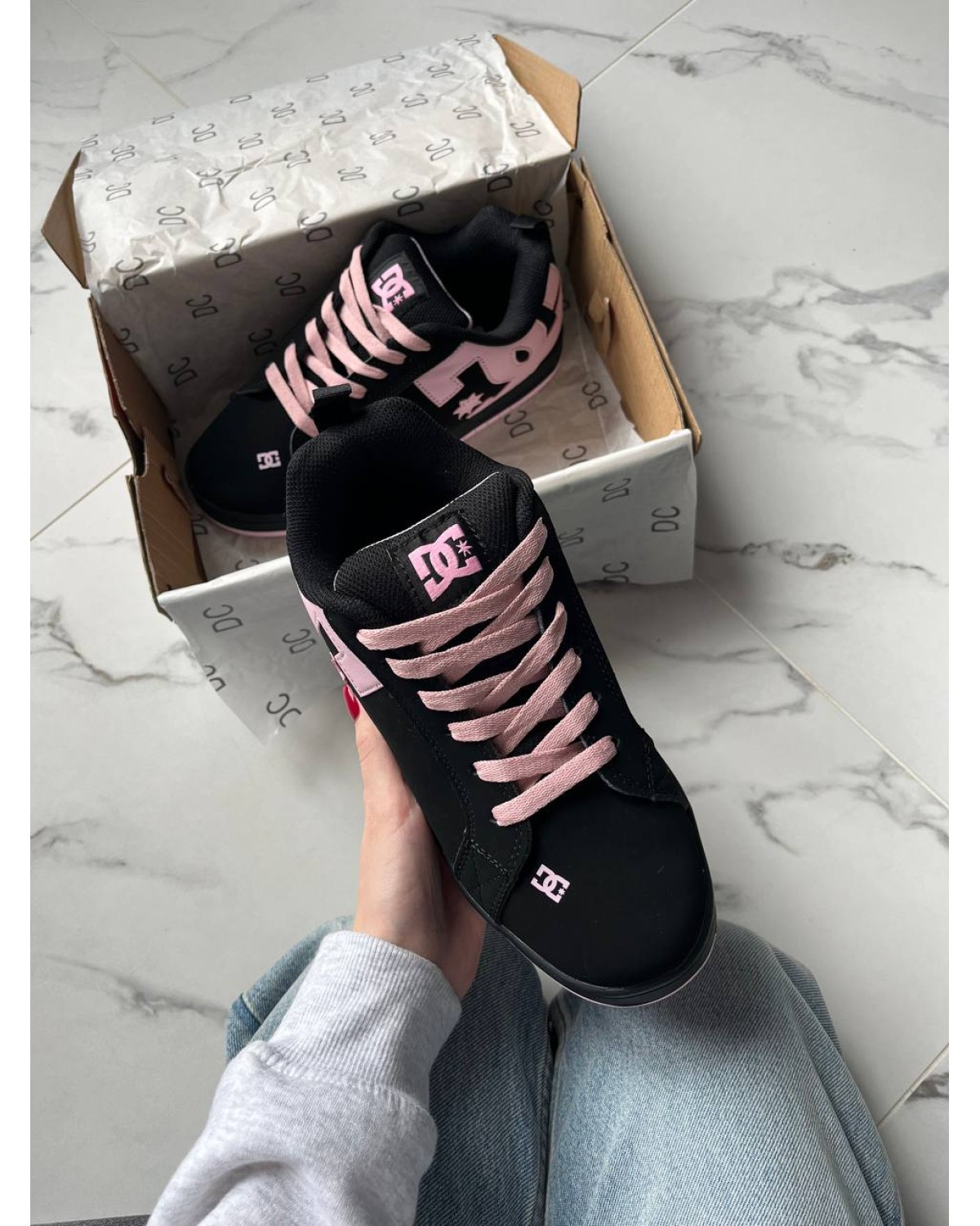 DC Court Graffik Black Pink
