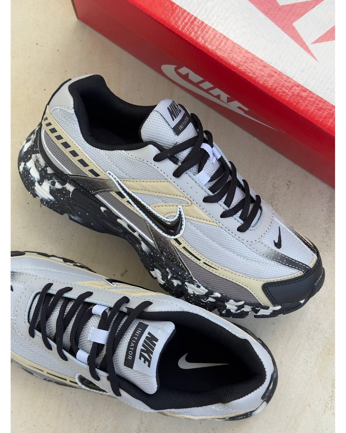 Nike Initiator Custom Grey/Black