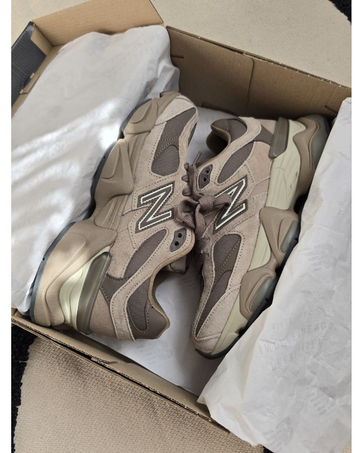 New Balance 9060 Gore-Tex Brown