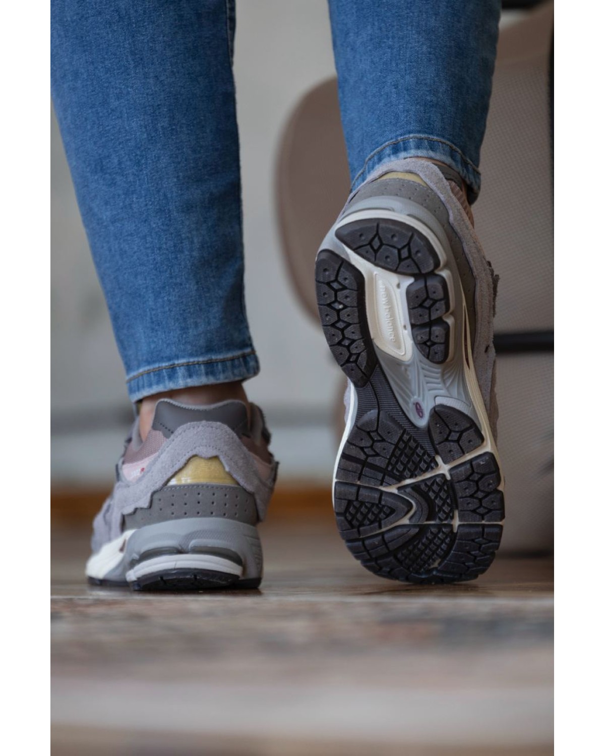 New Balance 2002R Protection Pack Grey Beige