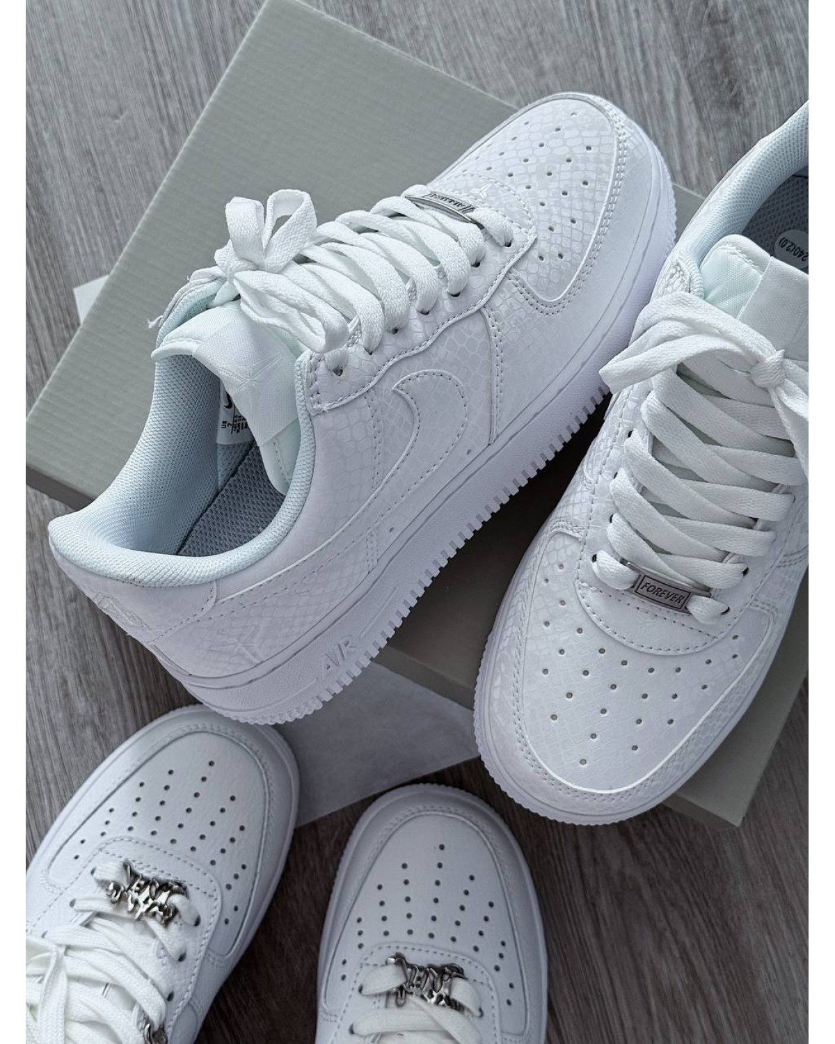 Kobe Bryant Nike Air Force 1 Low Triple White