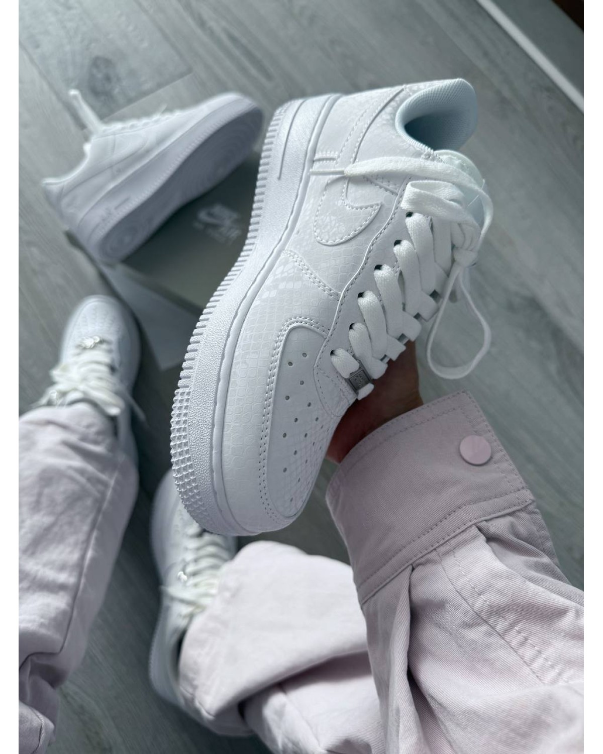 Kobe Bryant Nike Air Force 1 Low Triple White