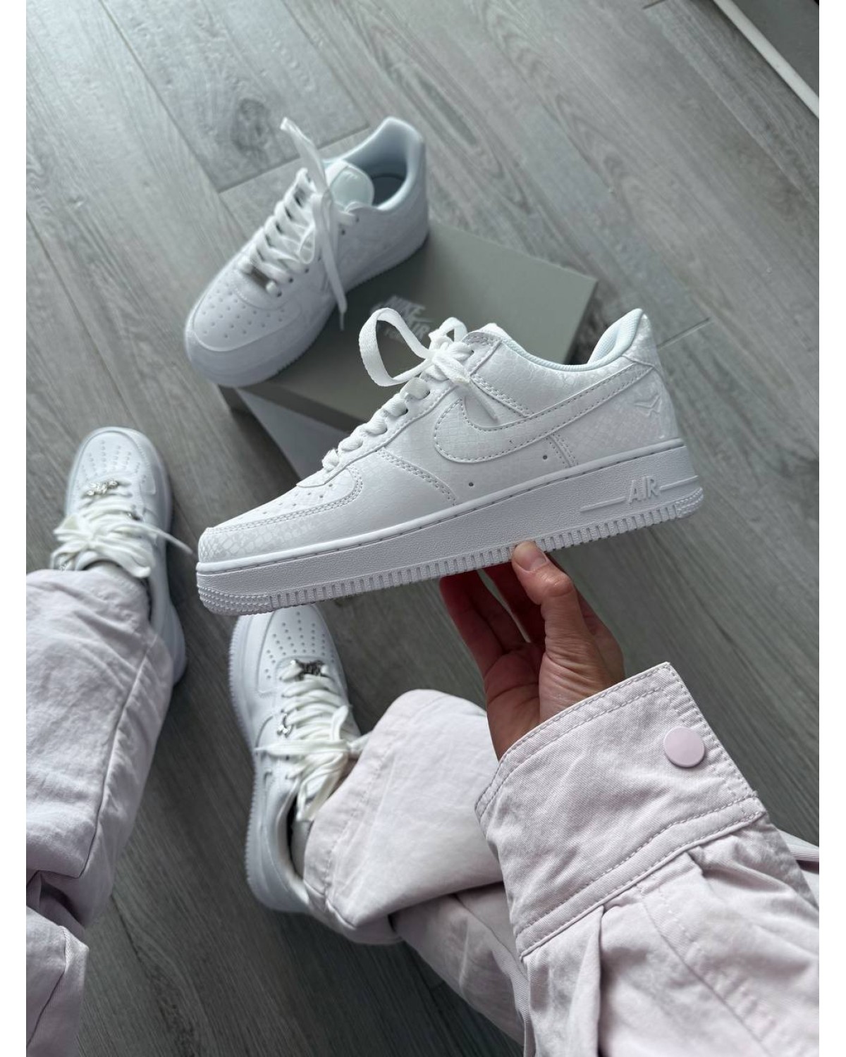 Kobe Bryant Nike Air Force 1 Low Triple White